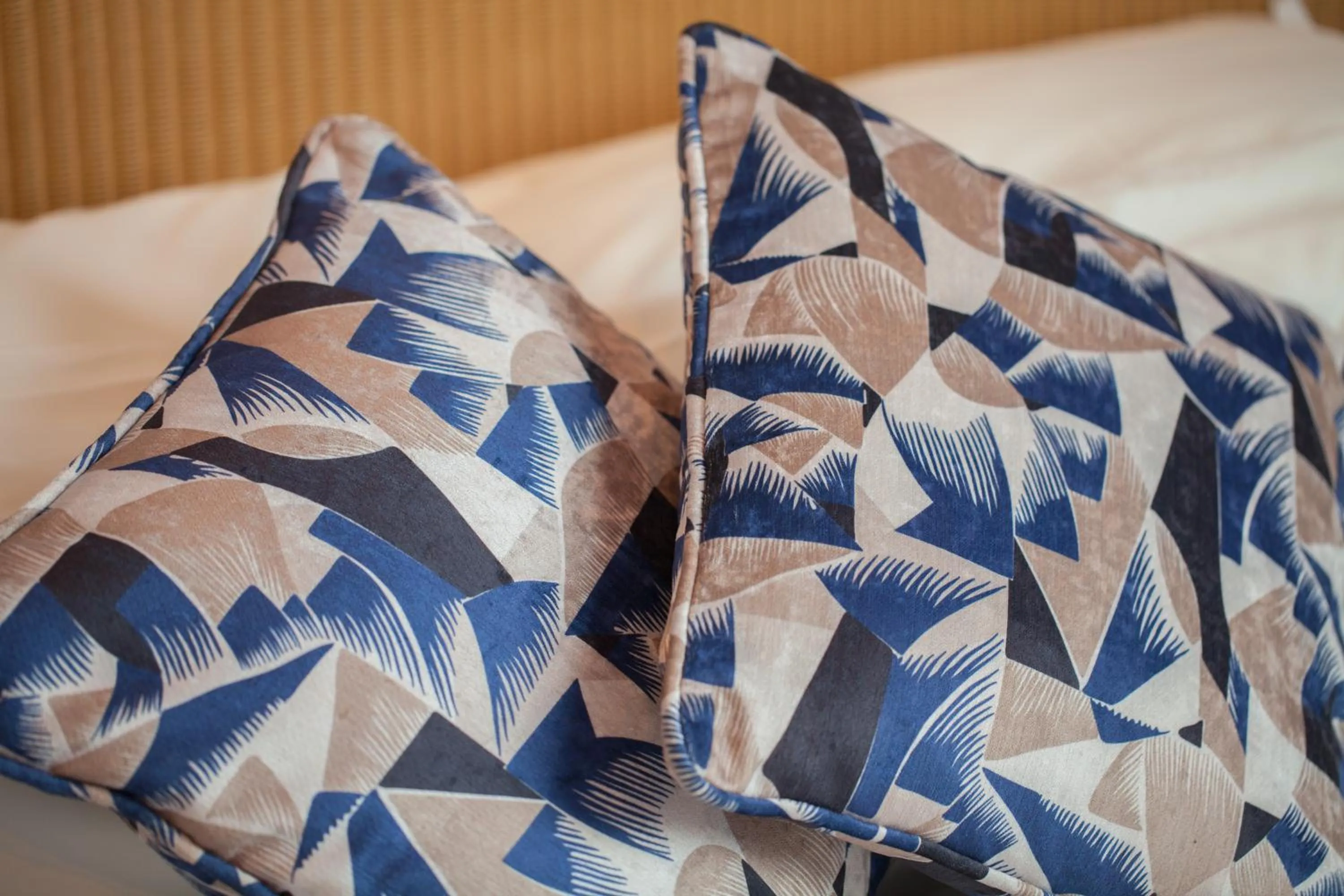 Bedroom, Bed in Hill View House