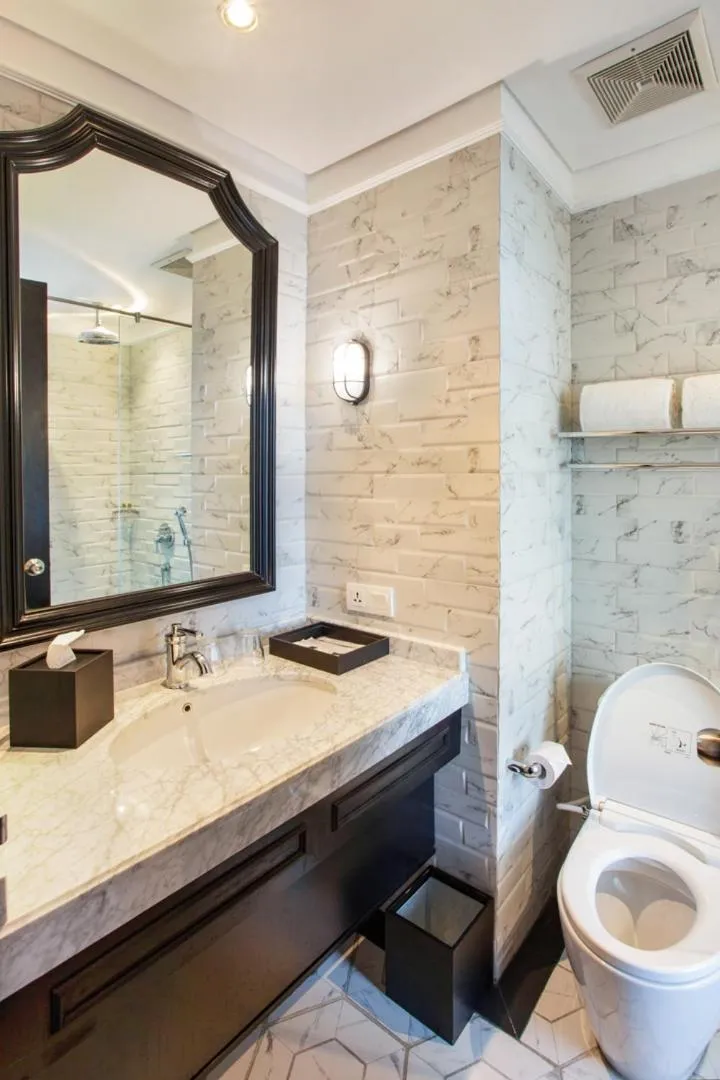 Bathroom in Hotel Des Indes Menteng