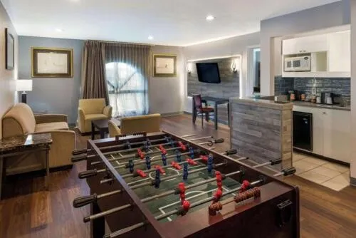 Quality Inn & Suites Cincinnati I-275