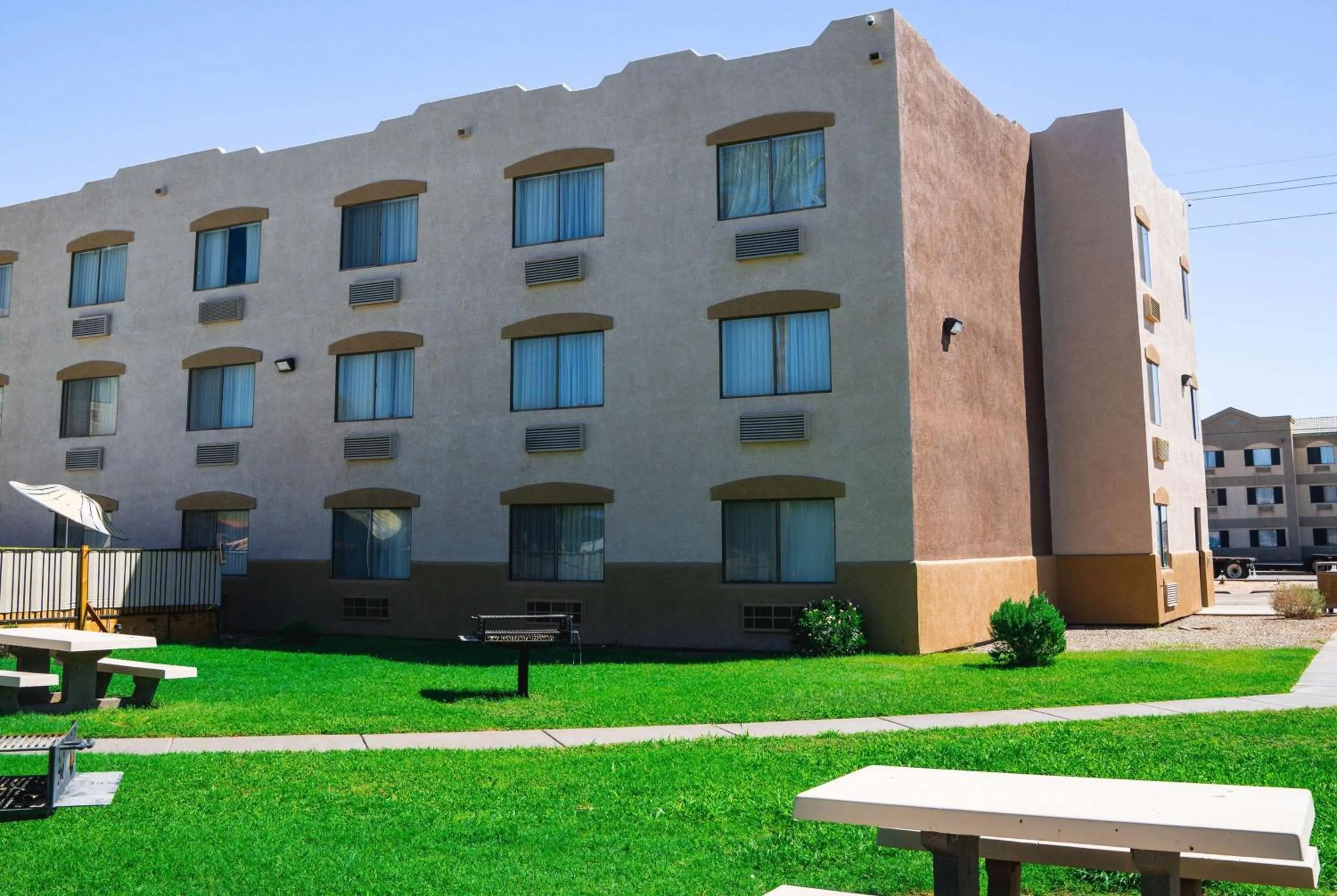 Garden in Super 8 by Wyndham Yuma