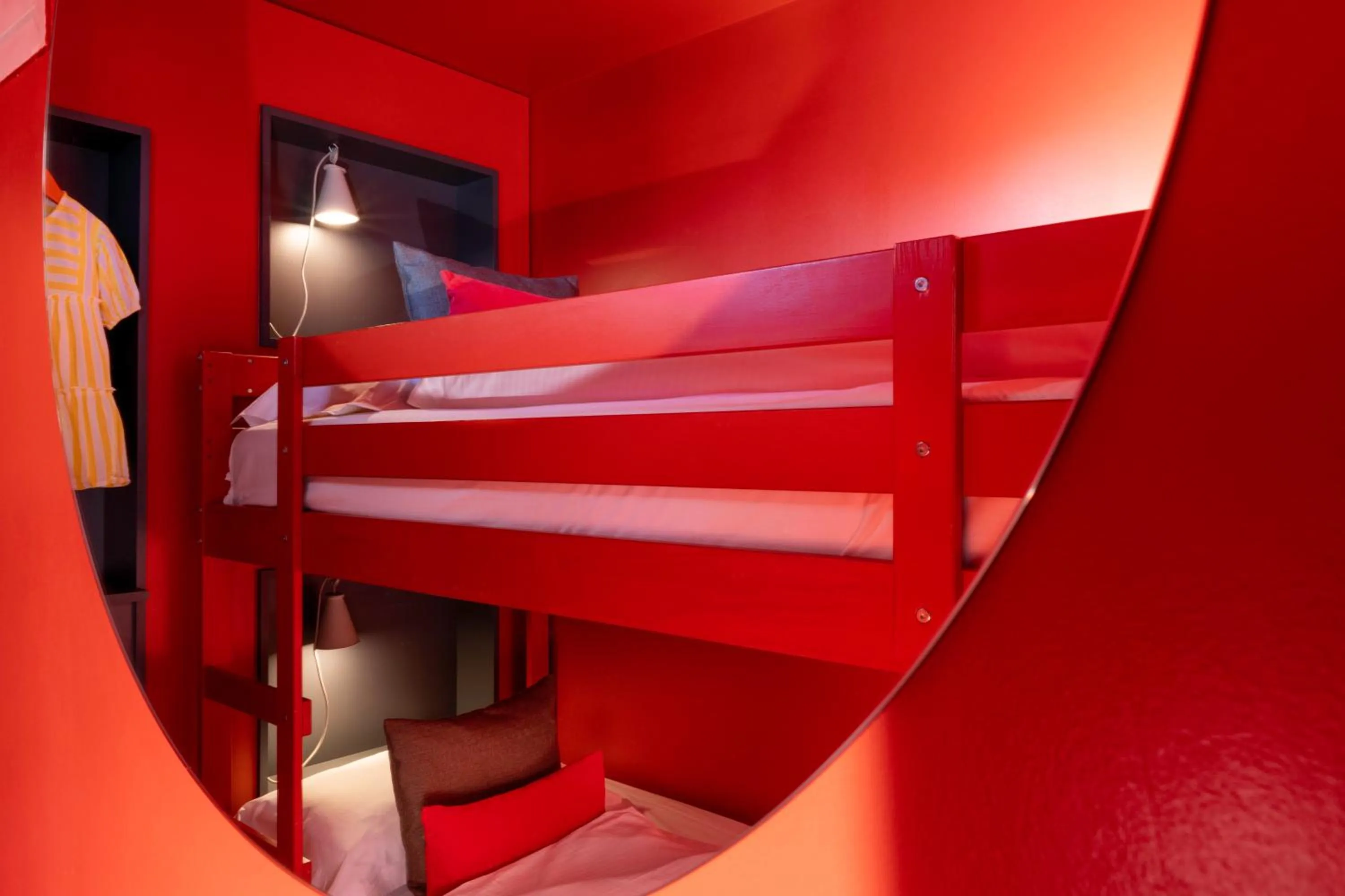 Bed in Hotel Le Bugatti