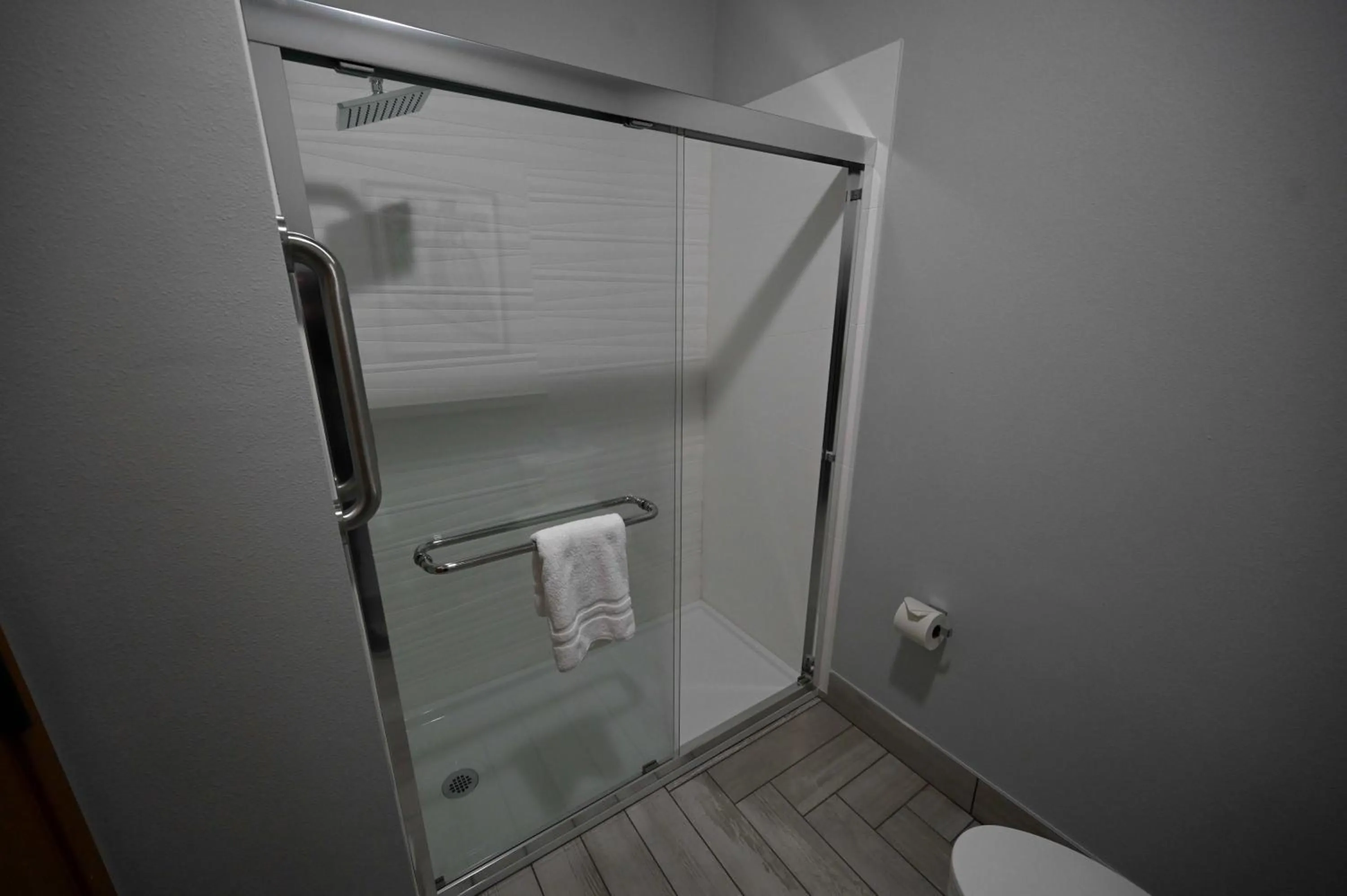 Edgewater Inn and Suites, an Ascend Collection Hotel