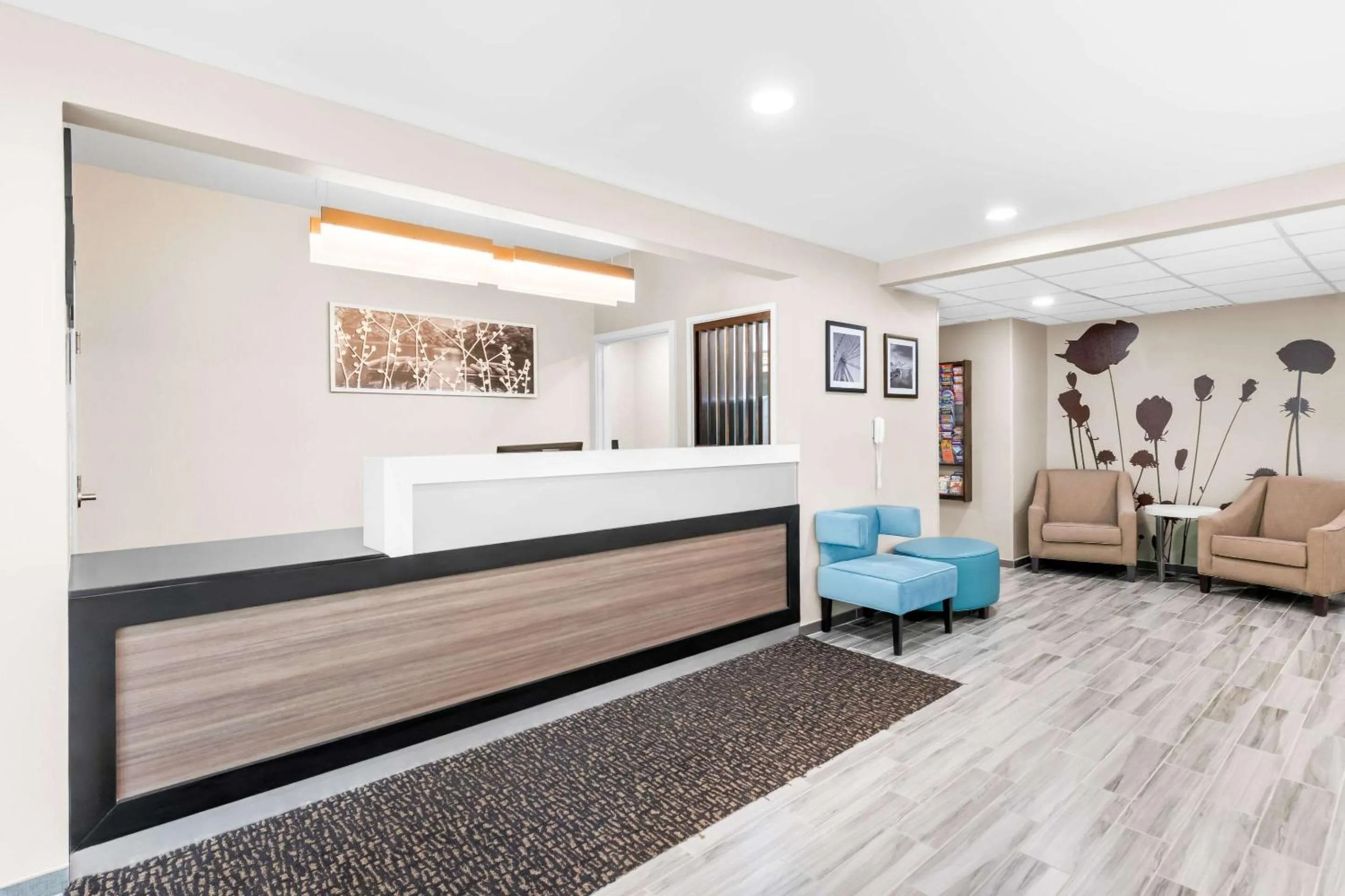 Lobby or reception in Sleep Inn & Suites Pigeon Forge Downtown