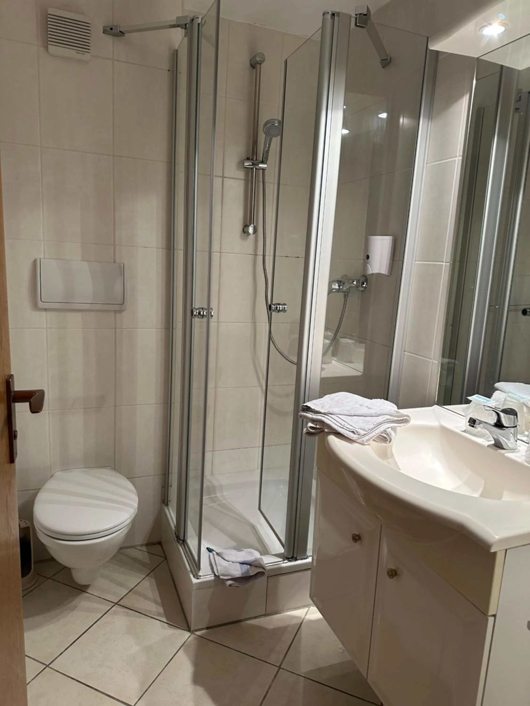 Shower in Hotel Fürstenhof