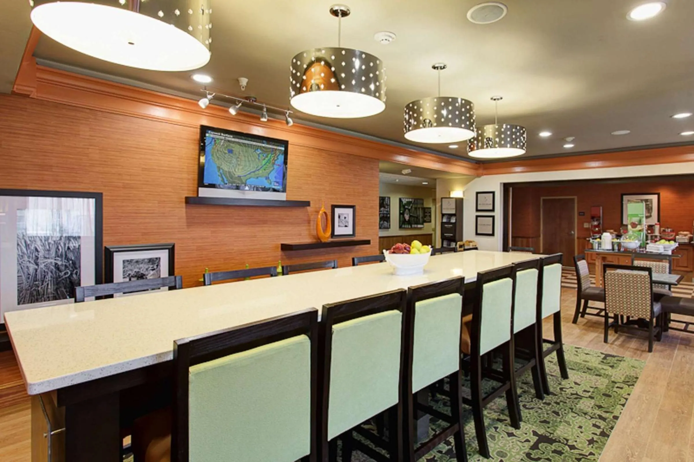 Lobby or reception in Hampton Inn & Suites Fremont