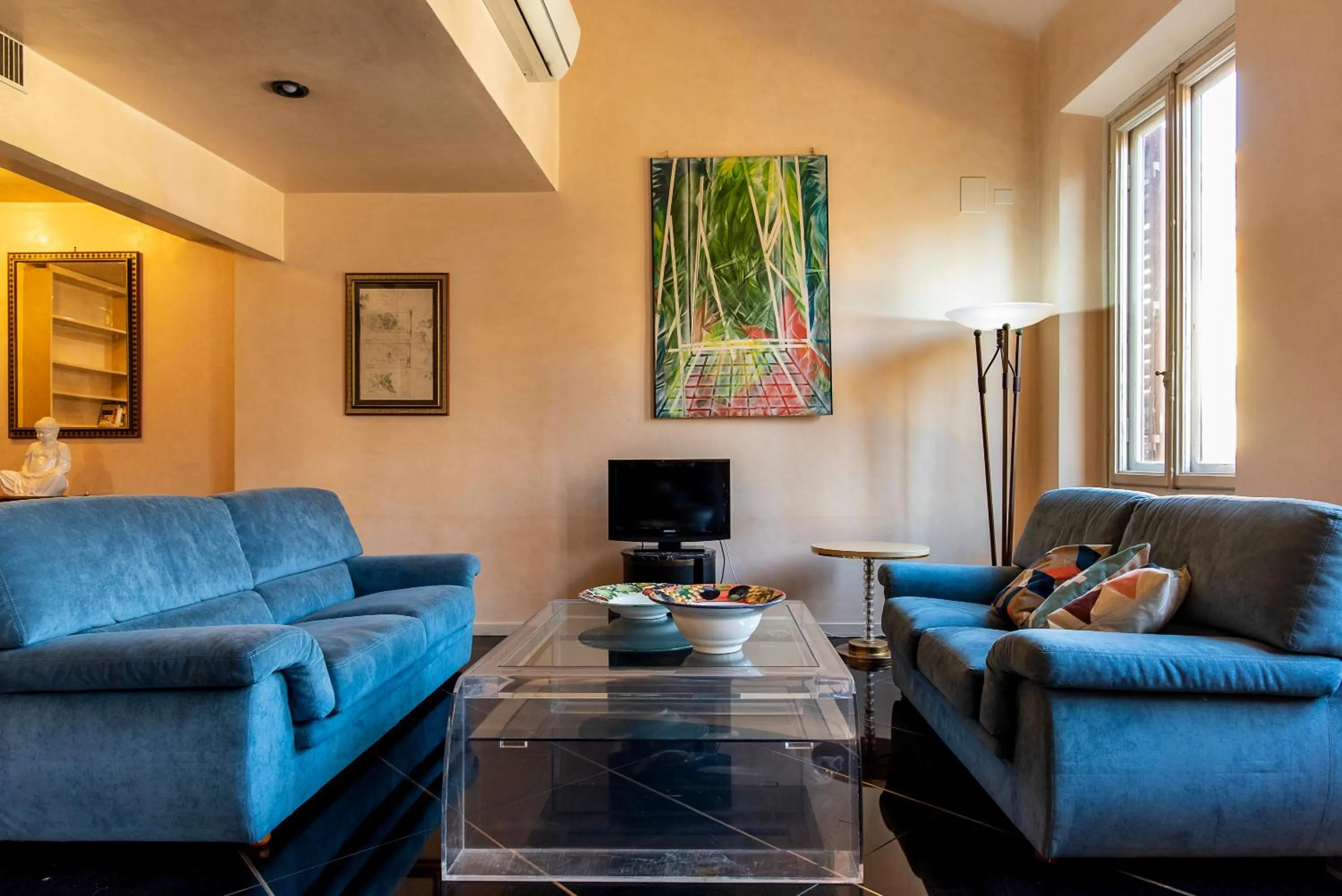 Living room in Borgo San Lorenzo Attico Duomo