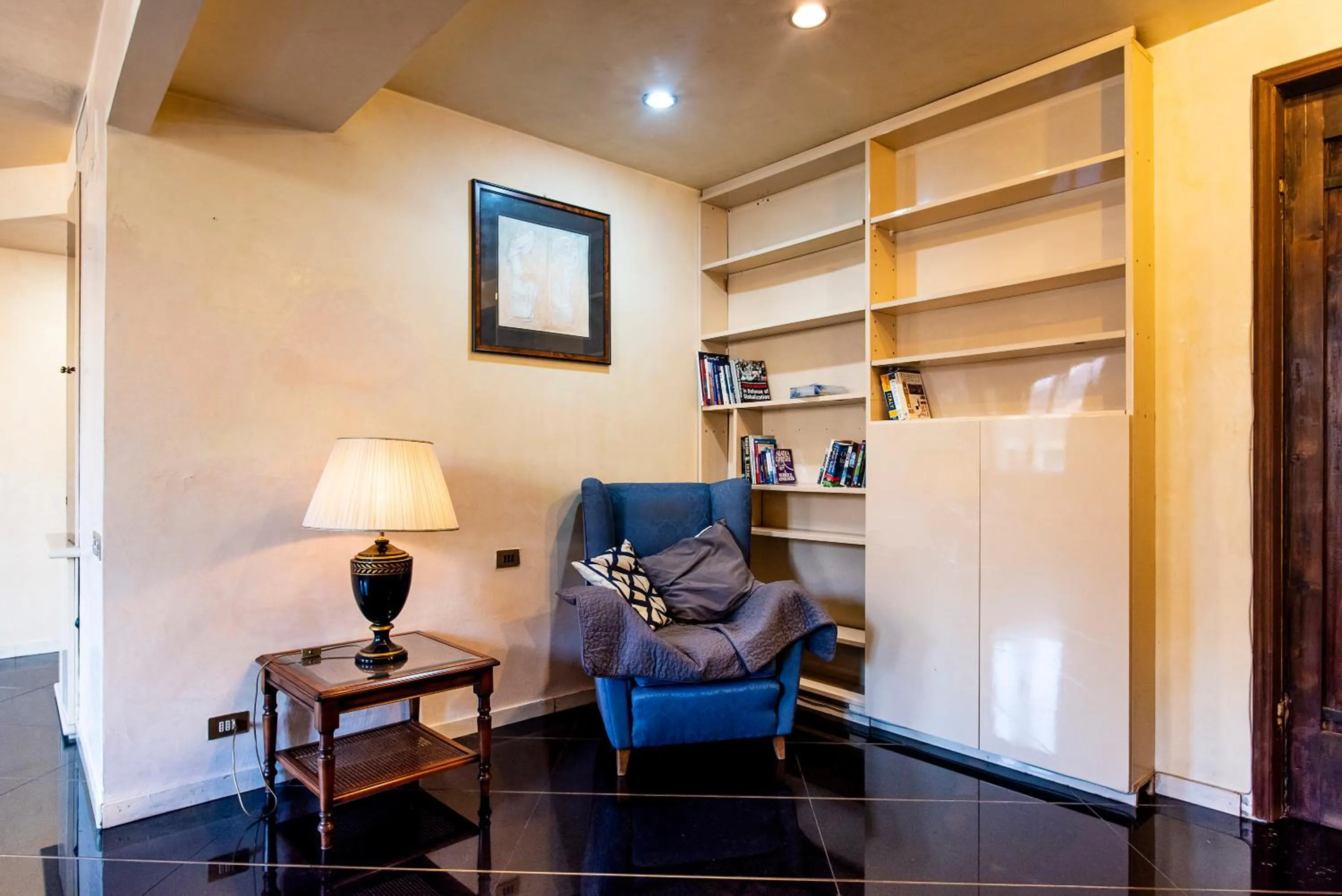 Living room in Borgo San Lorenzo Attico Duomo