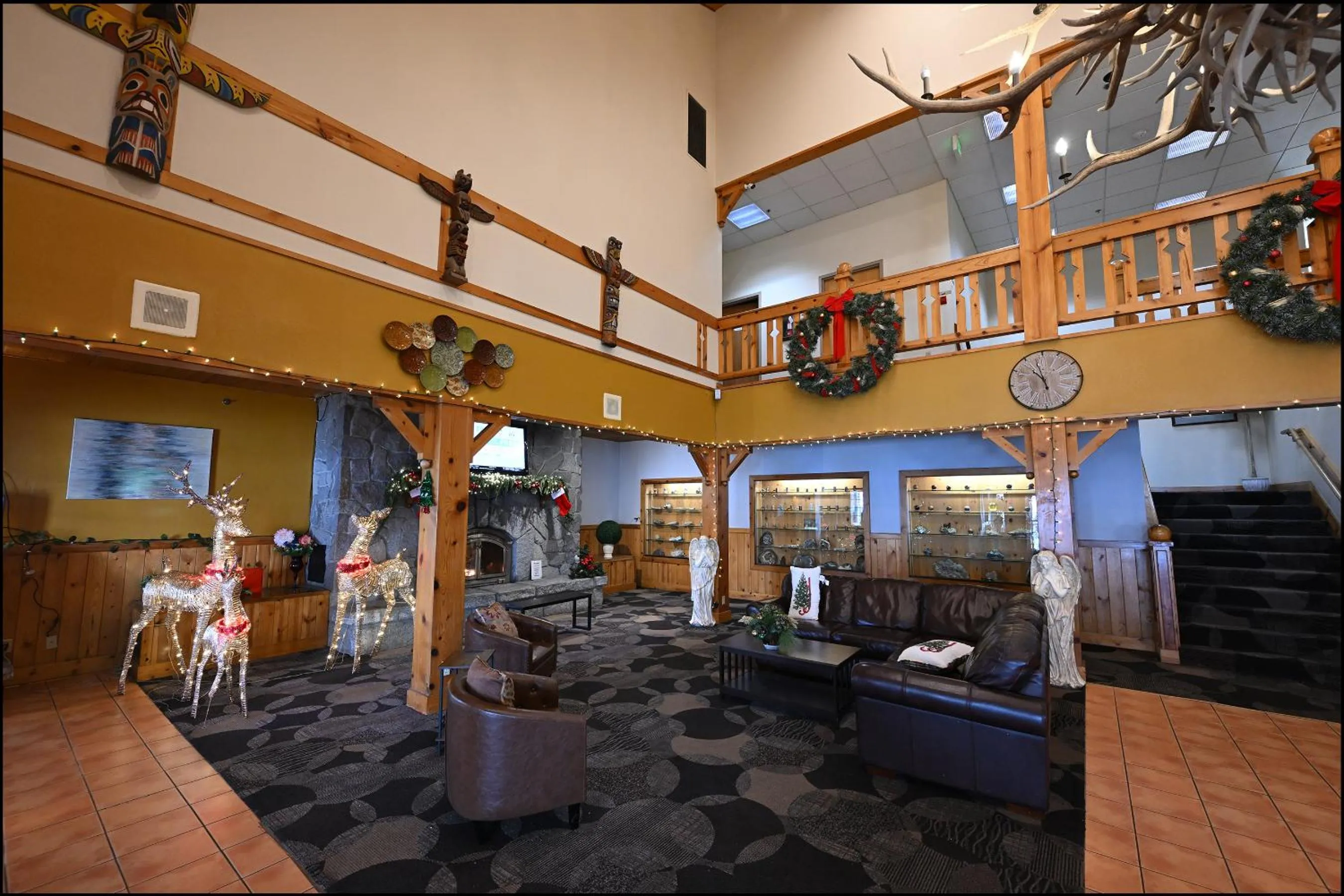 Lobby or reception in The Summit Inn