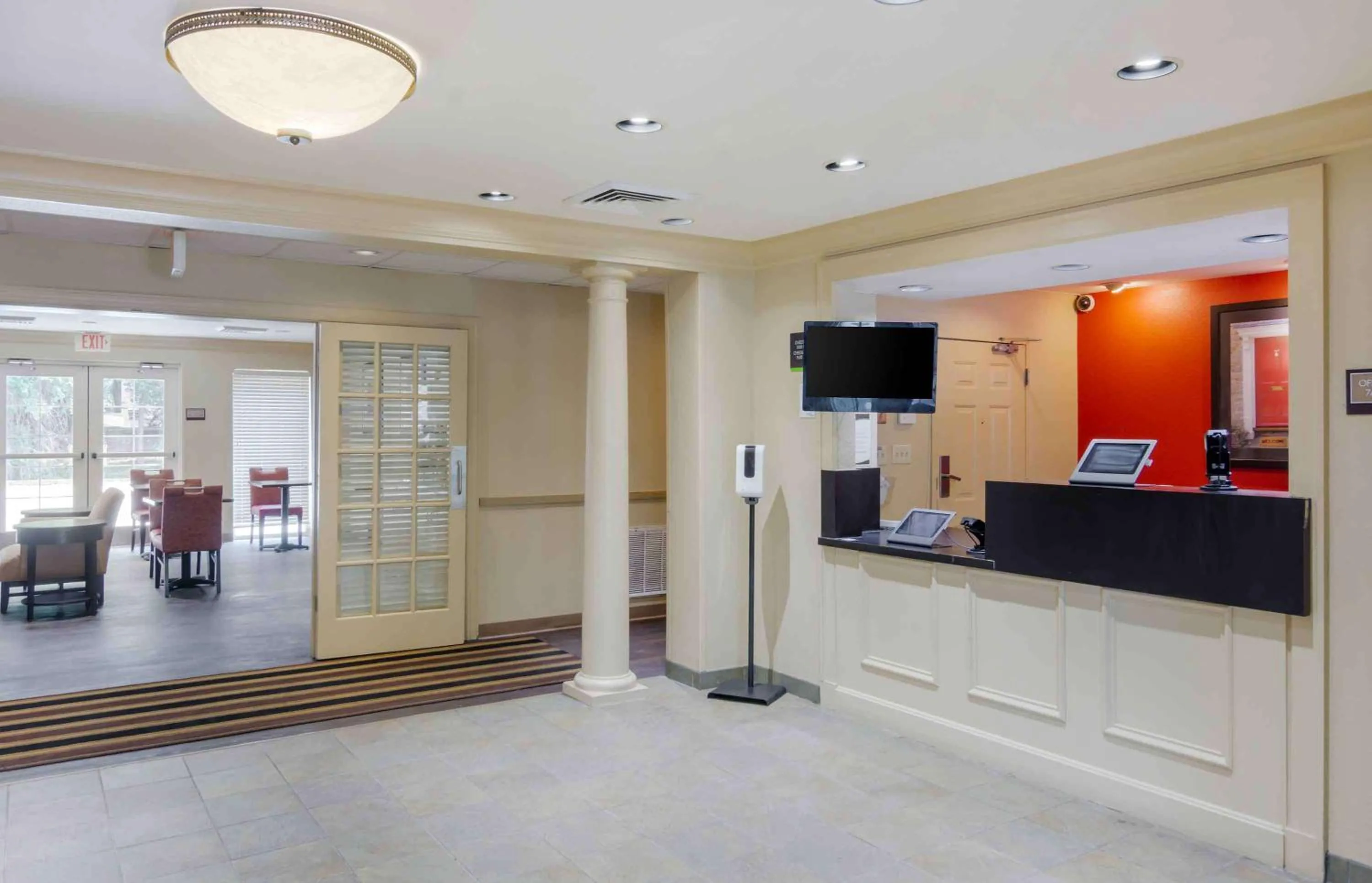 Lobby or reception in Extended Stay America Suites - Richmond - W Broad Street - Glenside - North