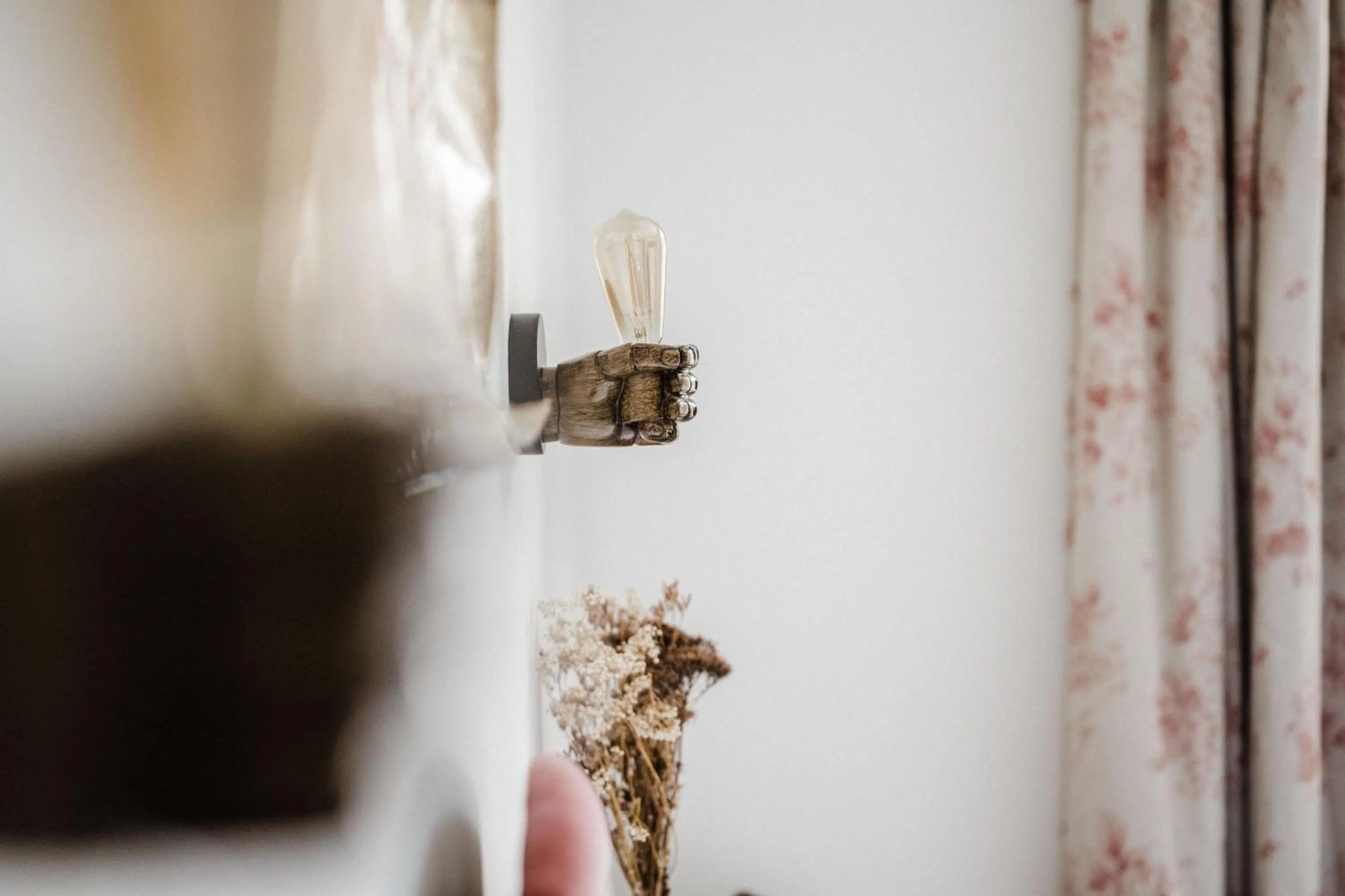 Bedroom in The Crooked Swan