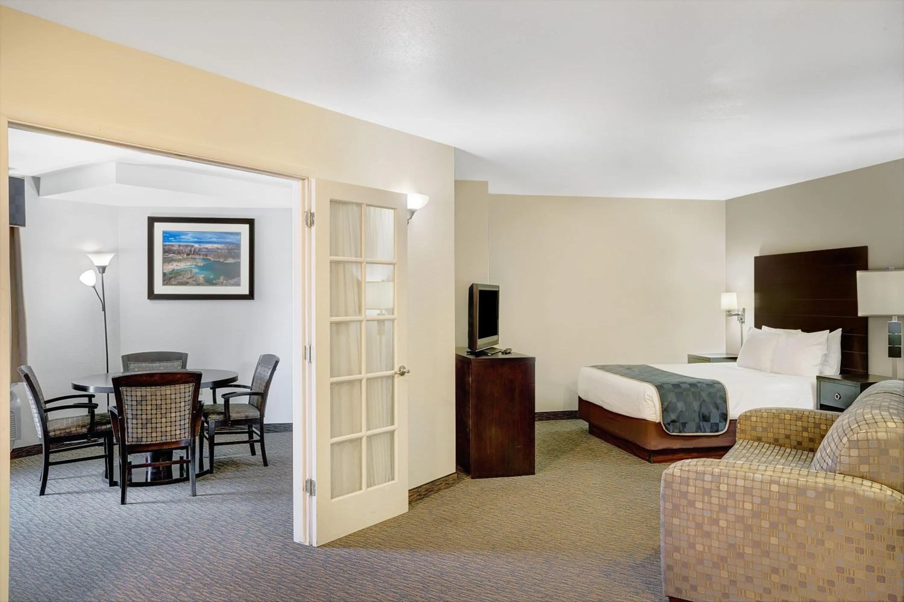 Photo of the whole room, Bed in Days Inn & Suites by Wyndham Page Lake Powell
