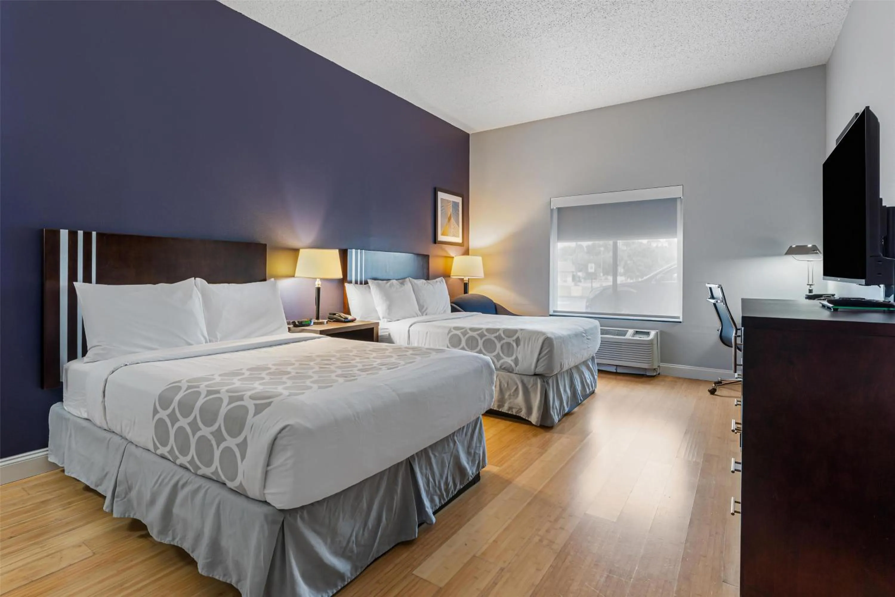 Bedroom, Bed in Best Western Garden Inn