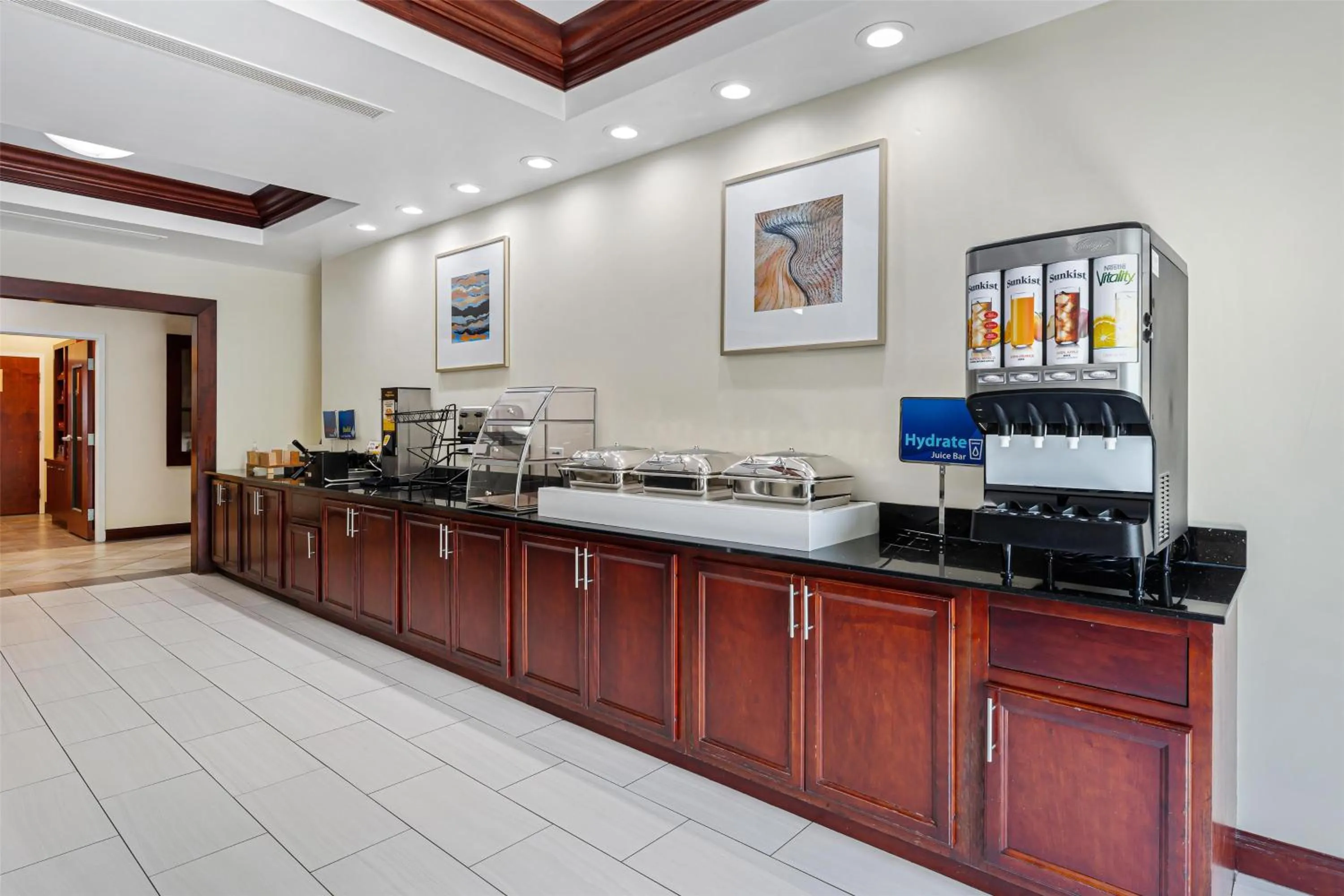 Breakfast in Best Western Garden Inn