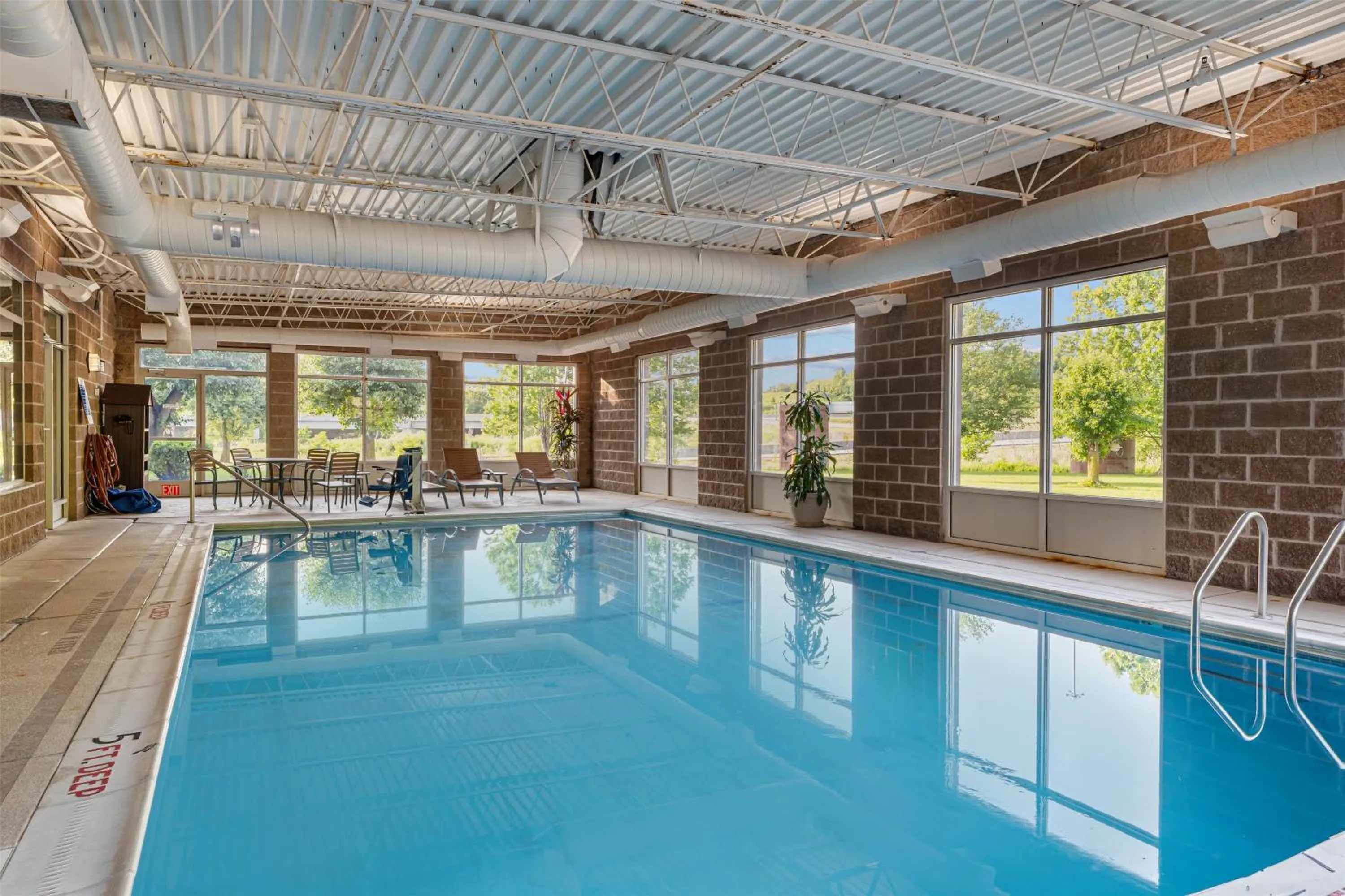 Pool view in Best Western Garden Inn