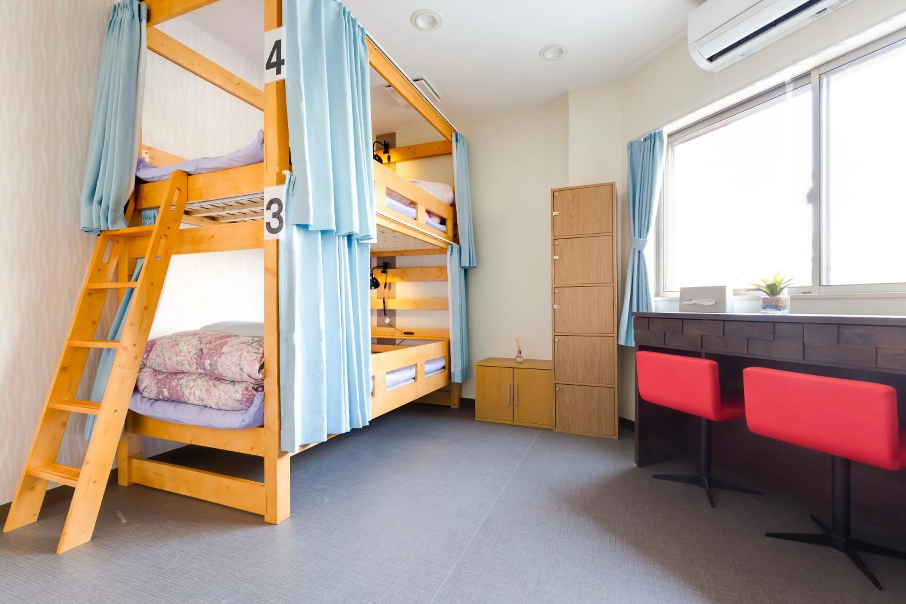 Bed in ABC Guest House 1F 泉佐野五分