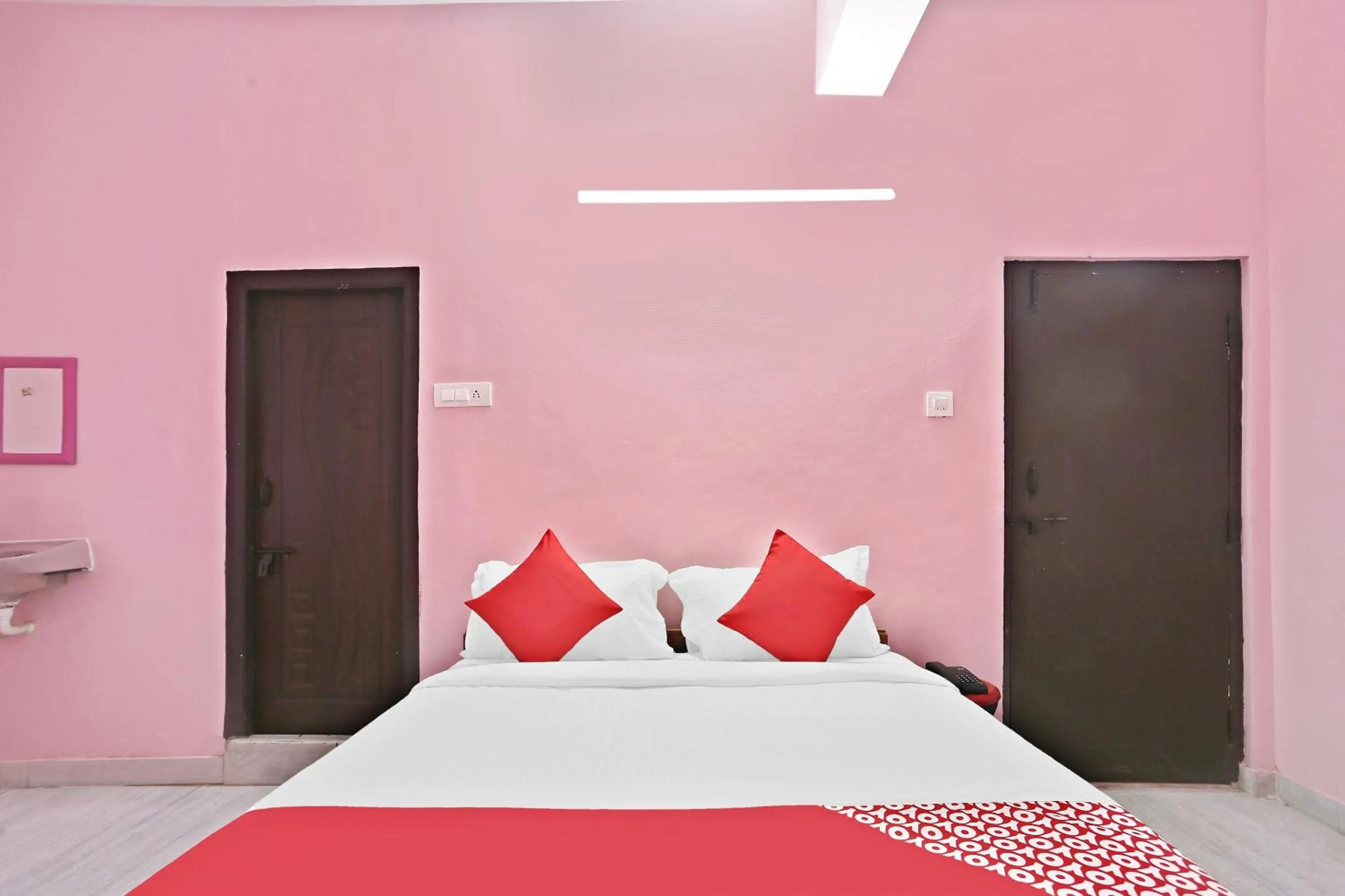 Bedroom, Bed in Hotel O Happi Stay Inn