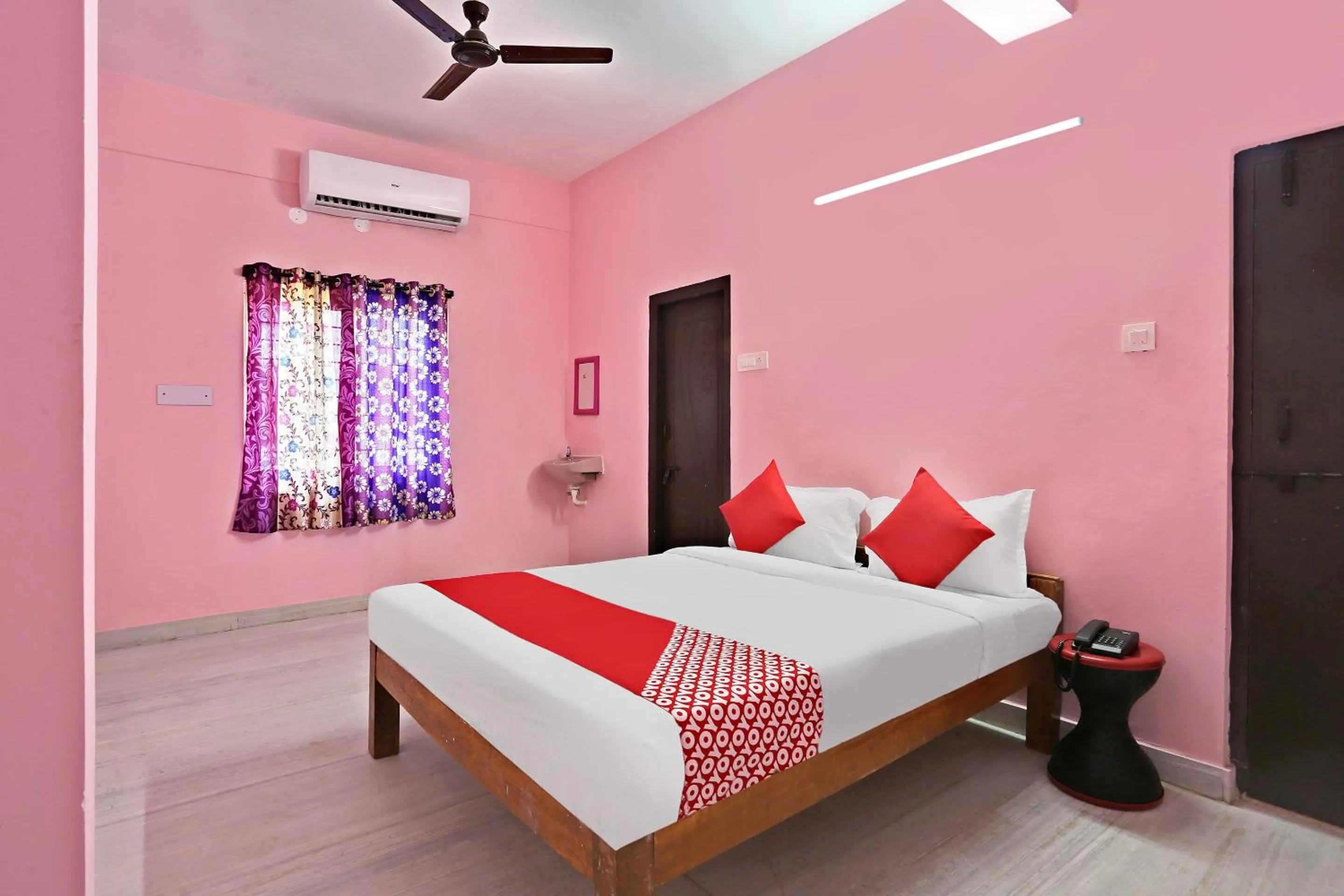 Bedroom, Bed in Hotel O Happi Stay Inn