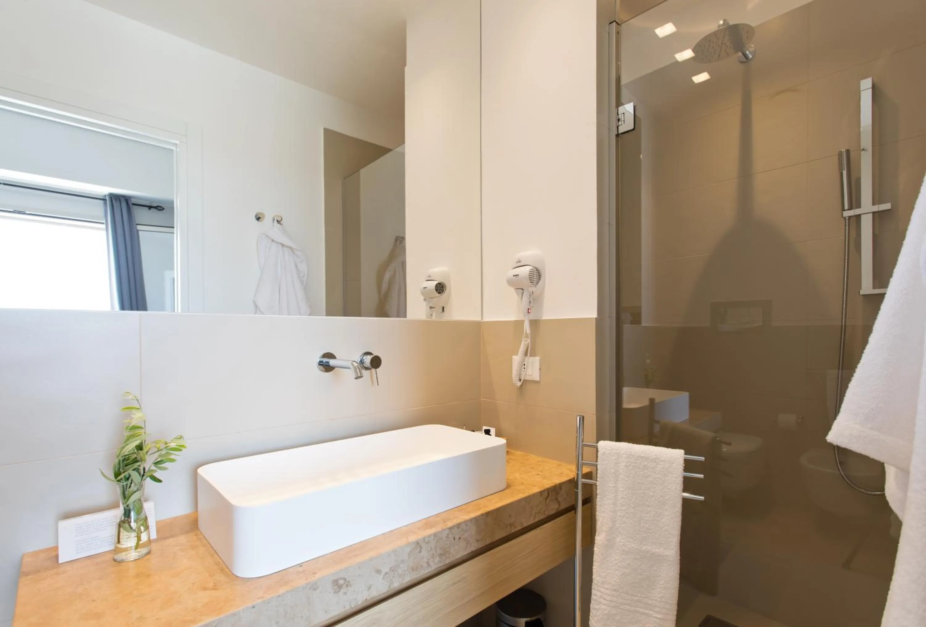 Bathroom in Torre Bonera. Green Resort