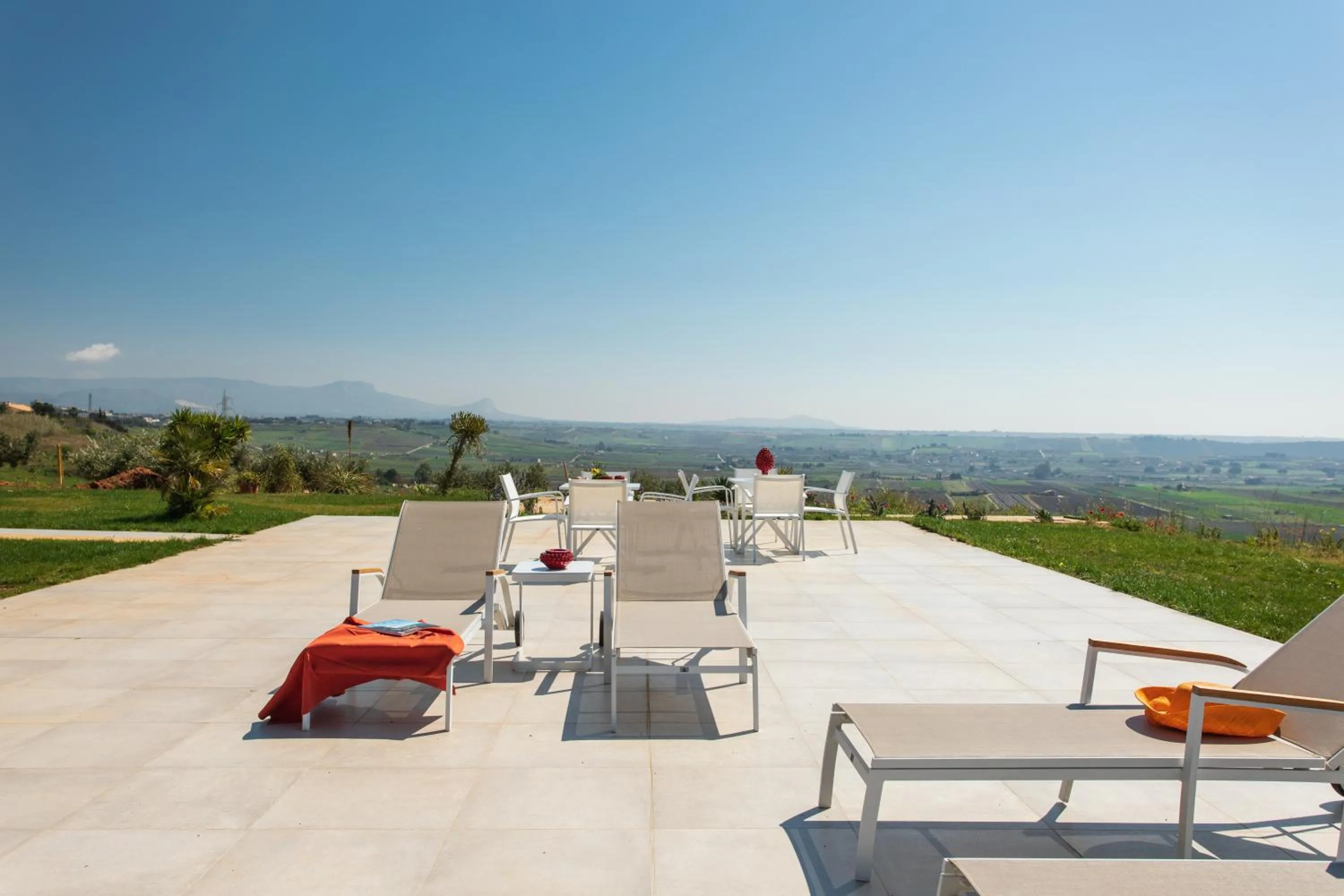 Property building in Torre Bonera. Green Resort