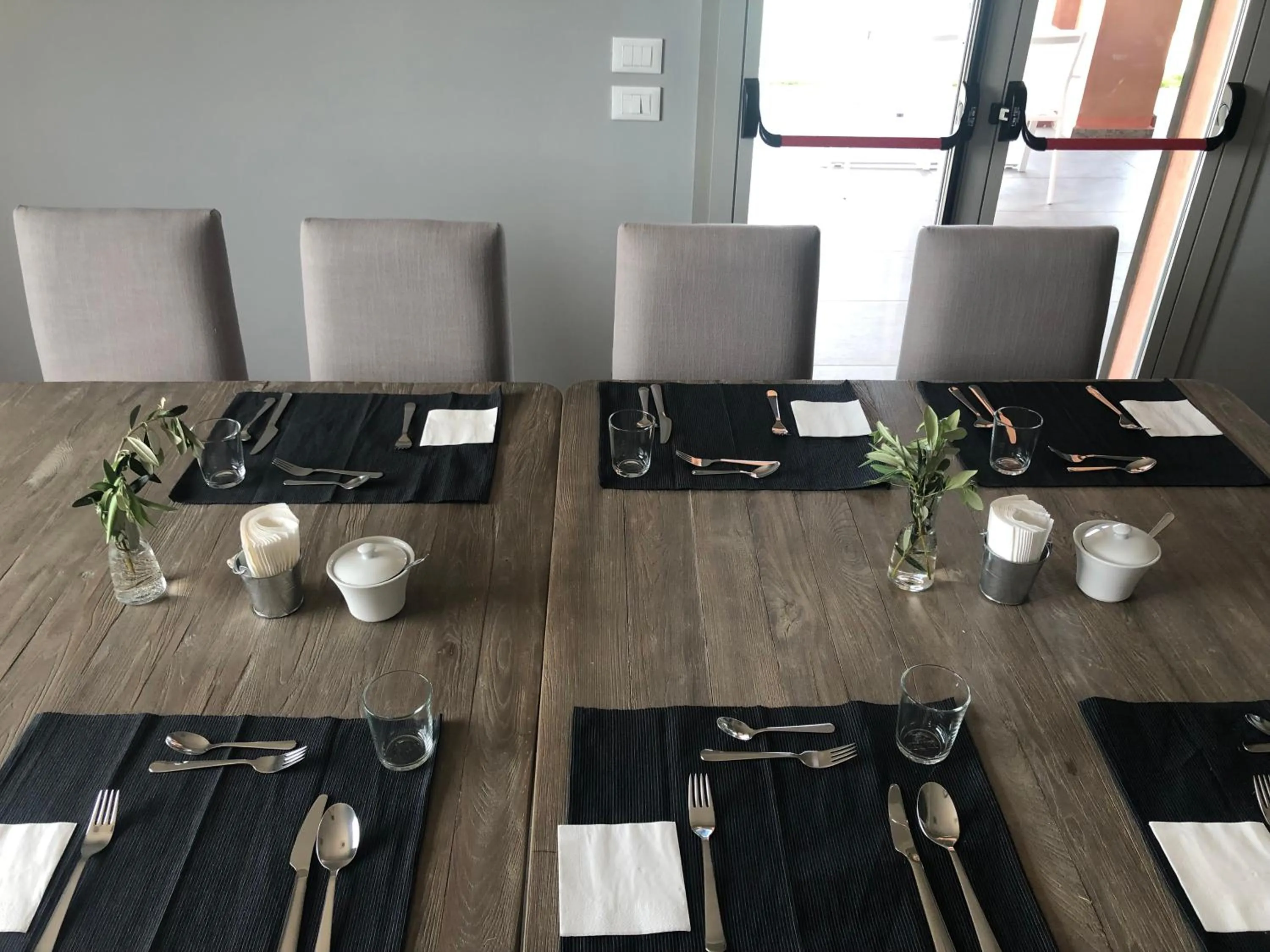 Restaurant/places to eat in Torre Bonera. Green Resort