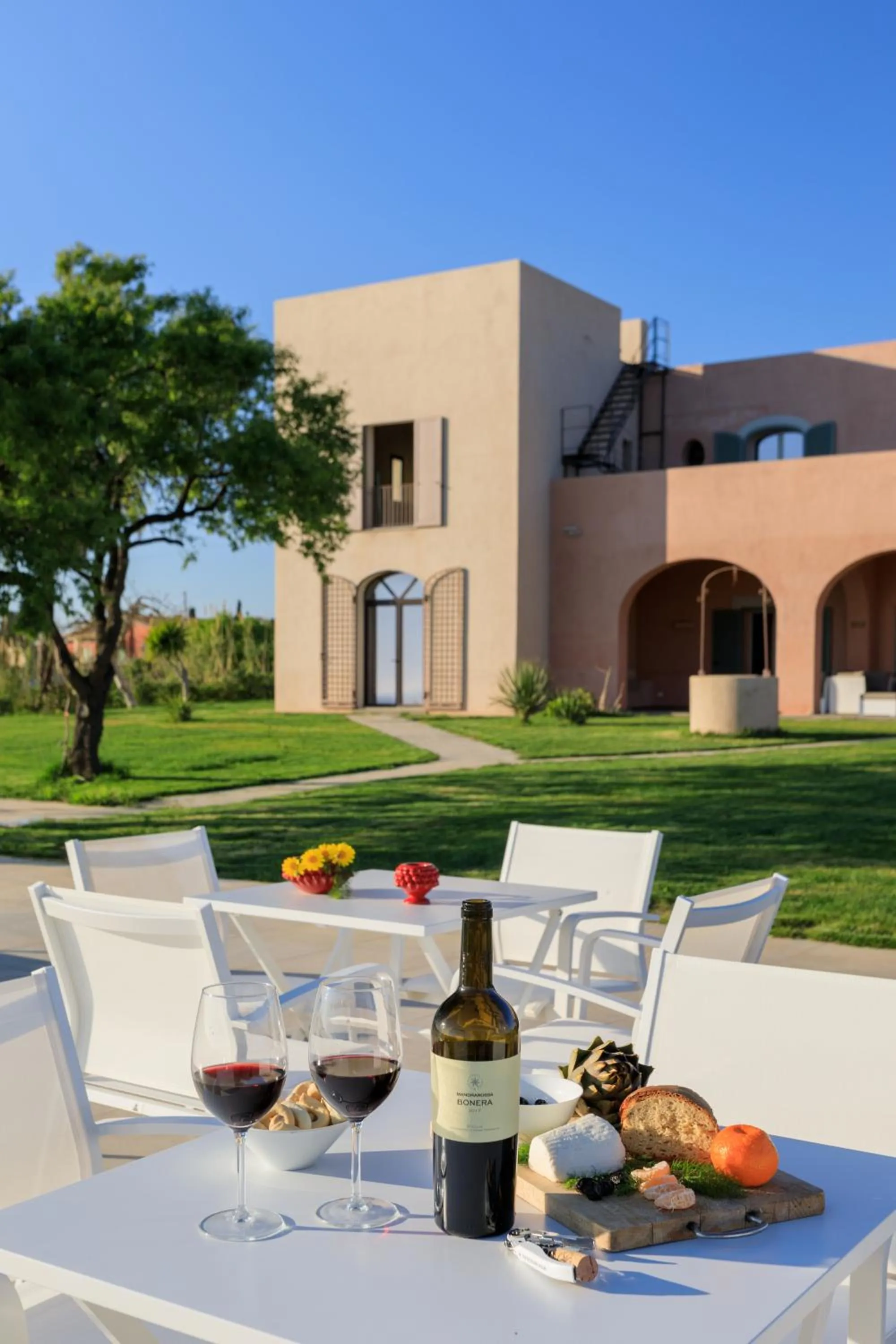 Property building in Torre Bonera. Green Resort