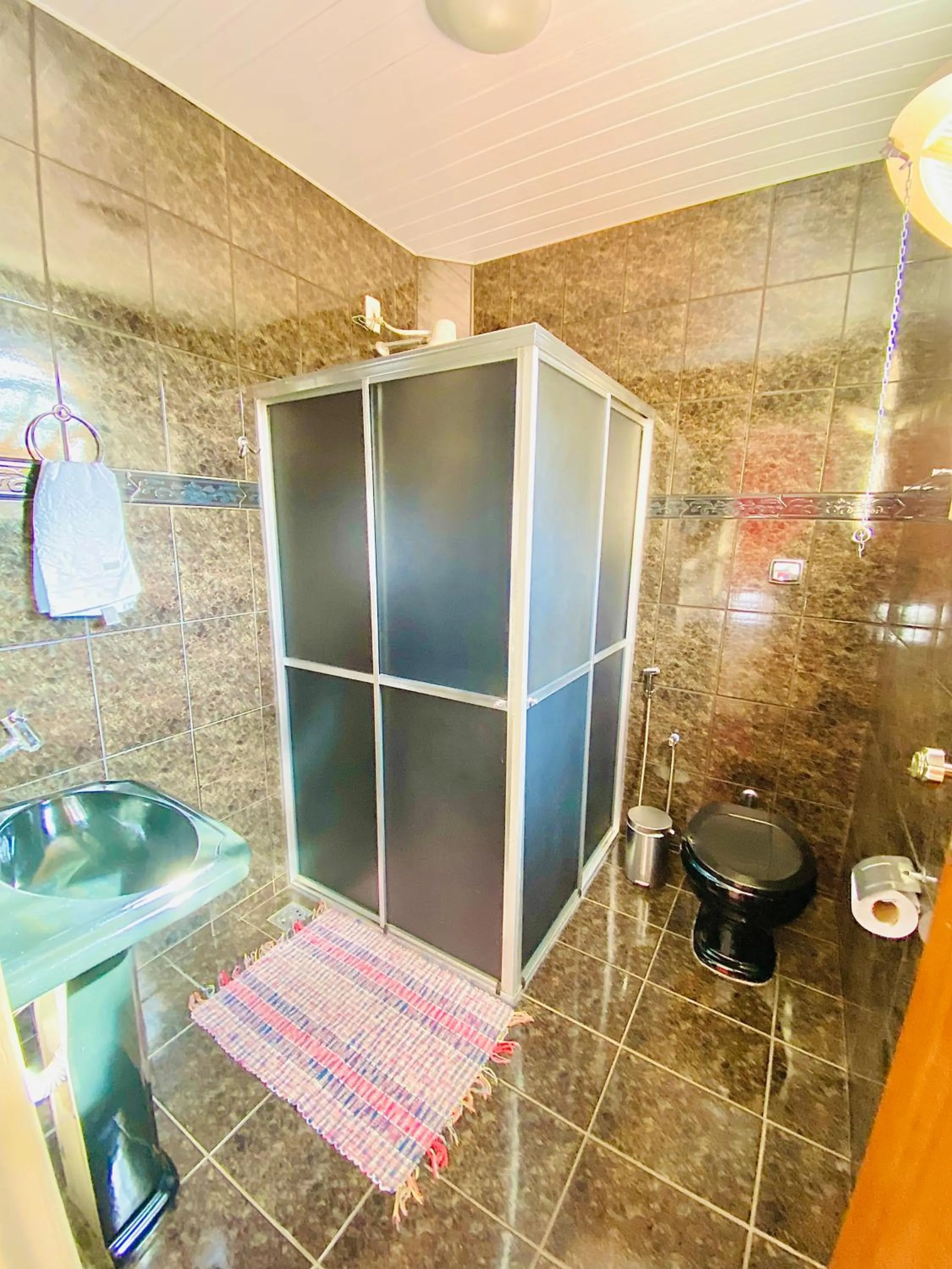 Bathroom in Hospedaria Vila Rica - Pousada a 1 km do Centro Histórico