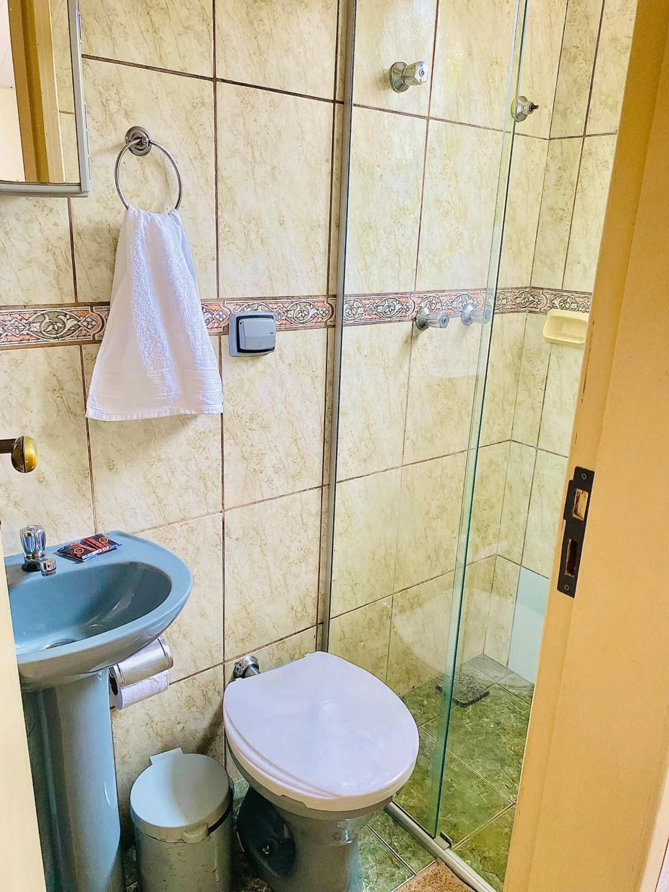 Bathroom in Hospedaria Vila Rica - Pousada a 1 km do Centro Histórico