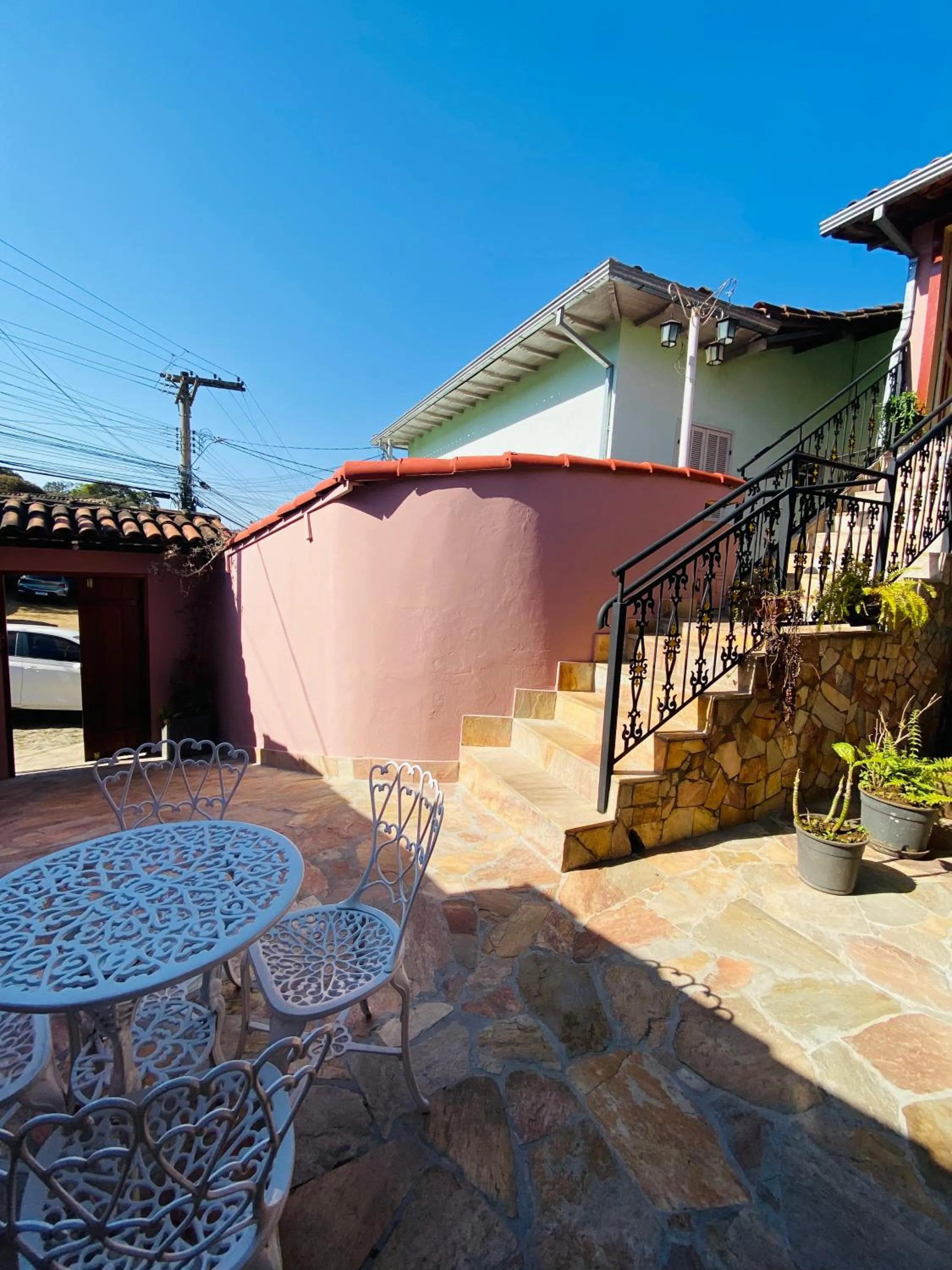 Property building in Hospedaria Vila Rica - Pousada a 1 km do Centro Histórico