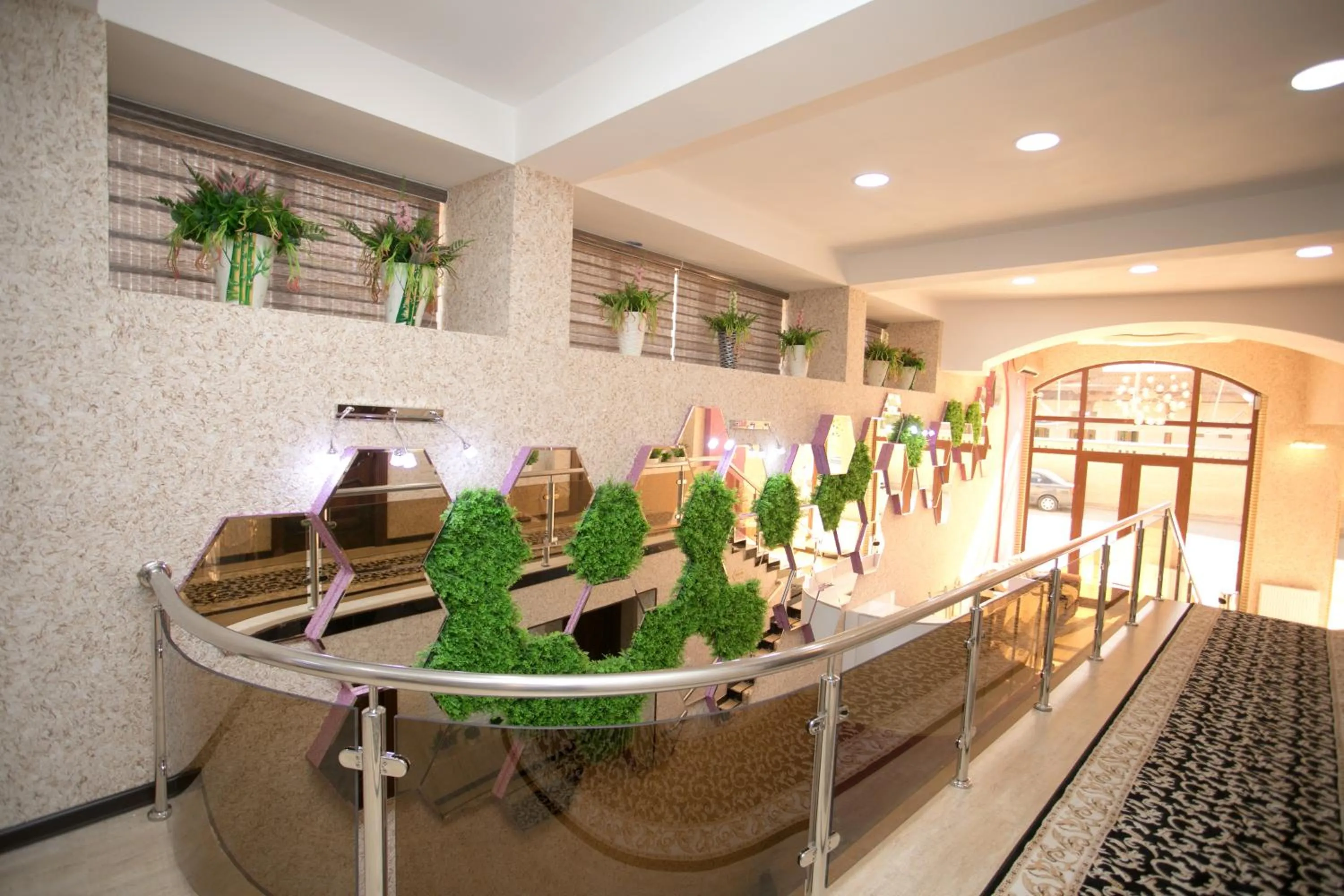 Swimming pool in Niso