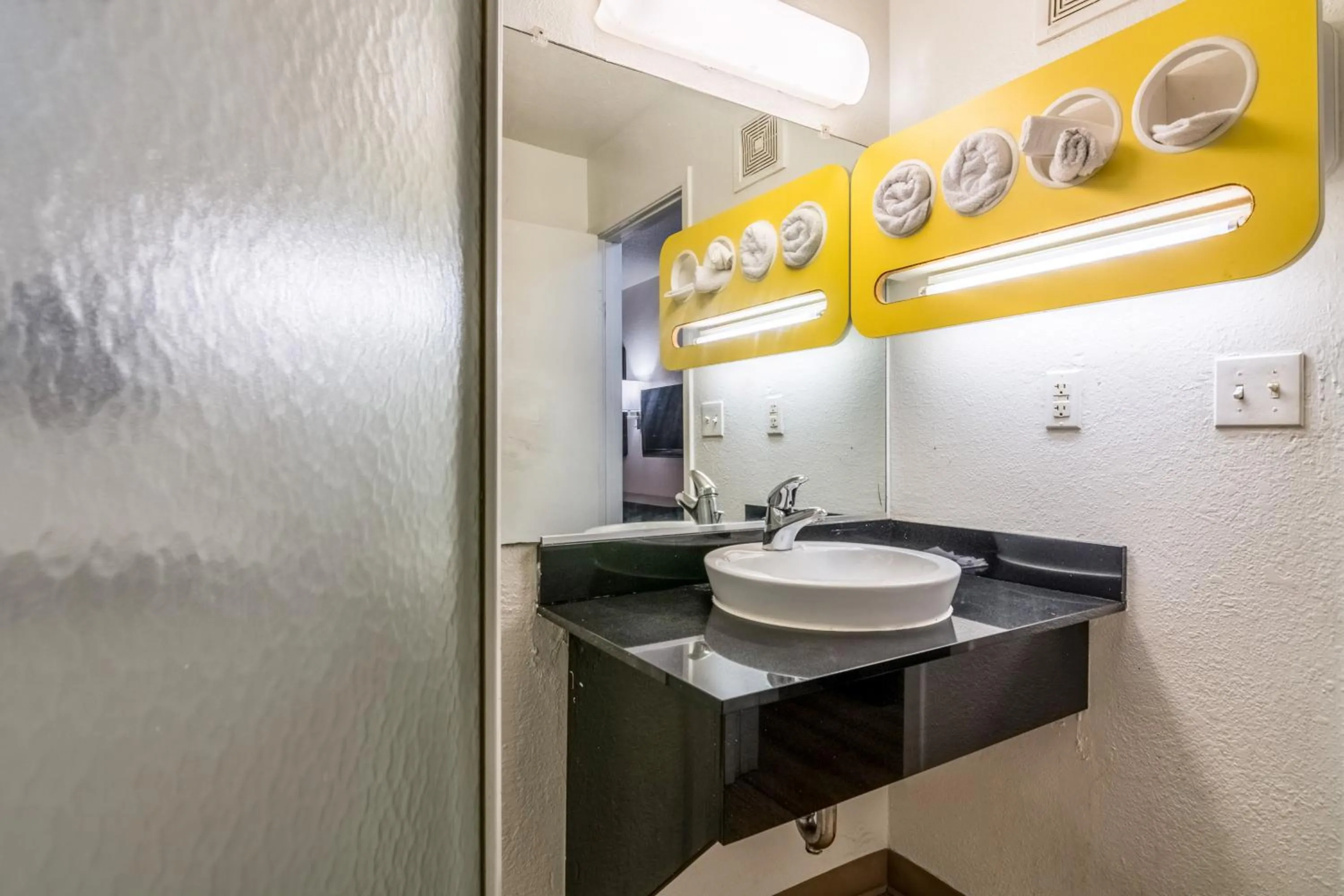 Bathroom in Motel 6-Lumberton, NC