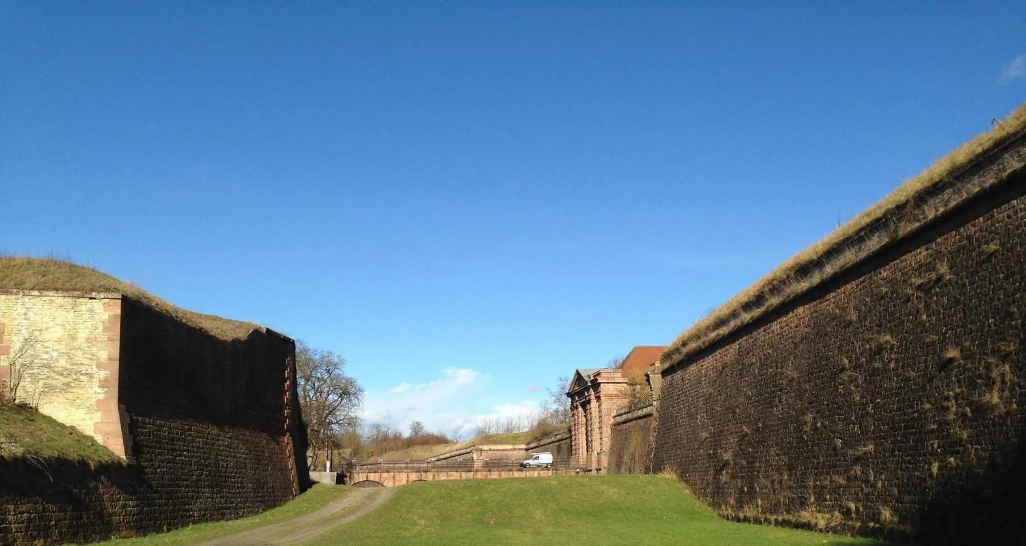 Day in Hôtel Restaurant Aux Deux Roses