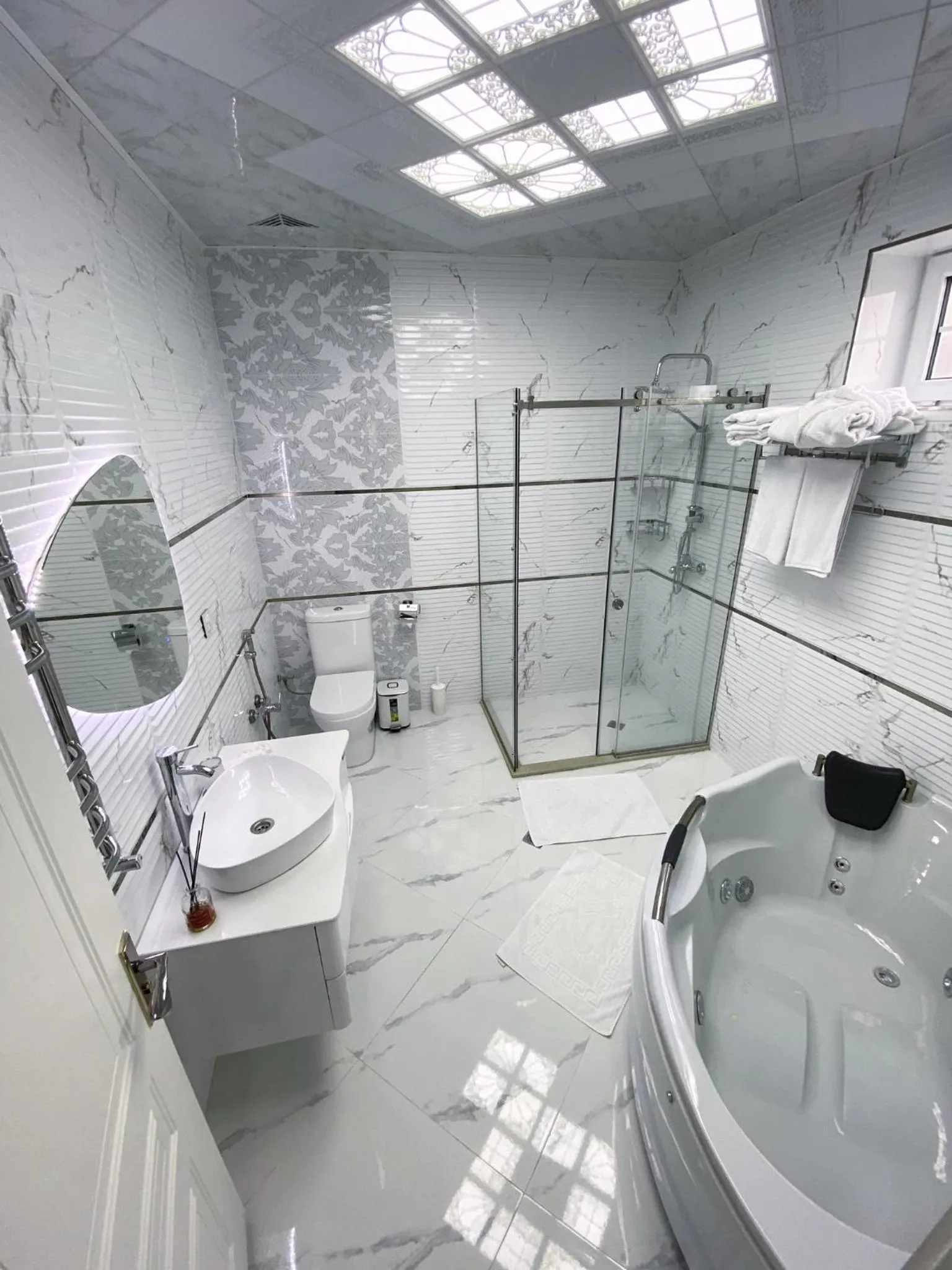 Shower in Qafqaz Fountain Villa