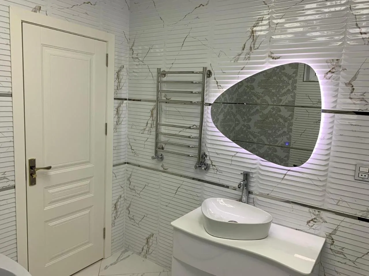 Shower in Qafqaz Fountain Villa