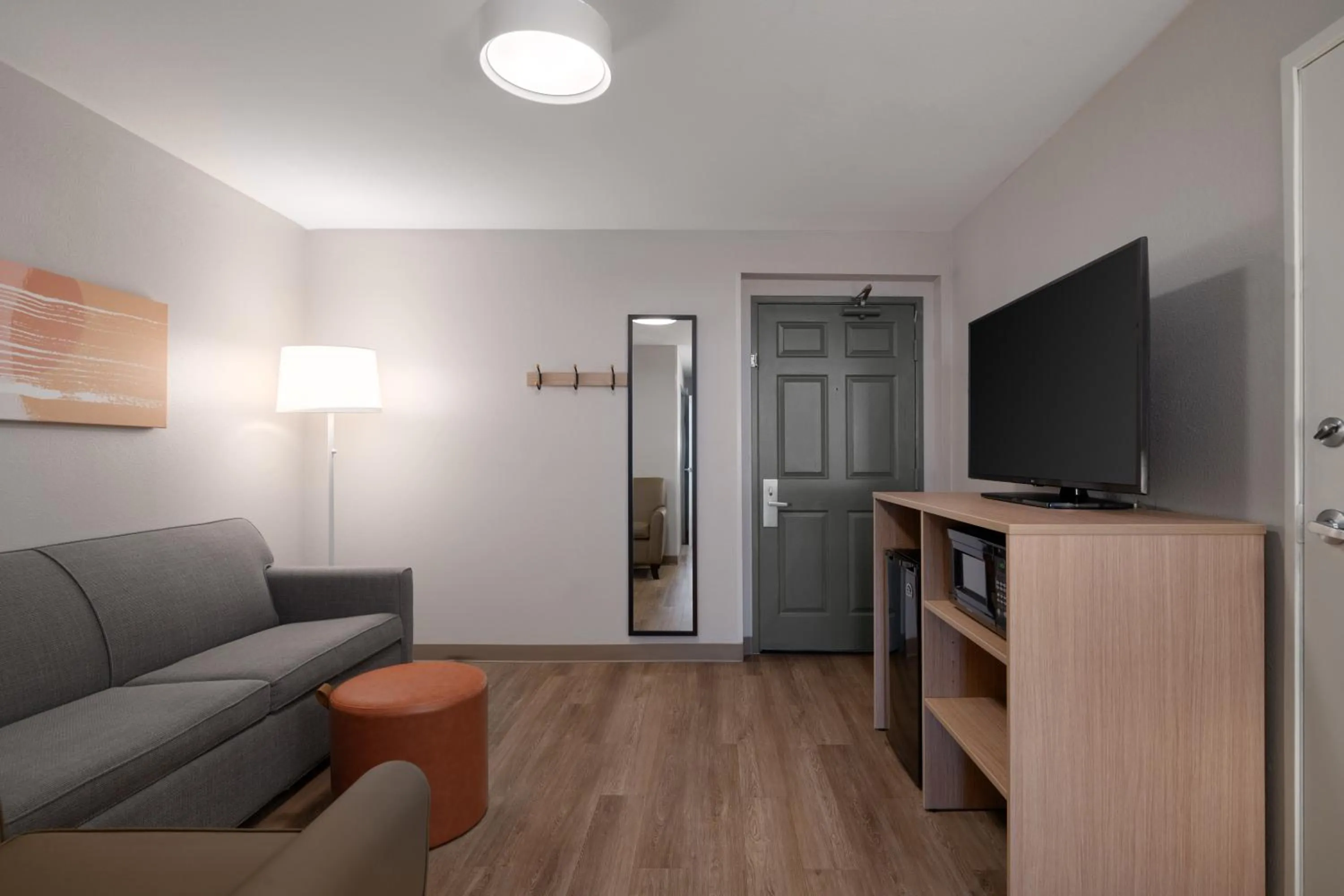 Living room in Best Western Sugar Sands Inn & Suites