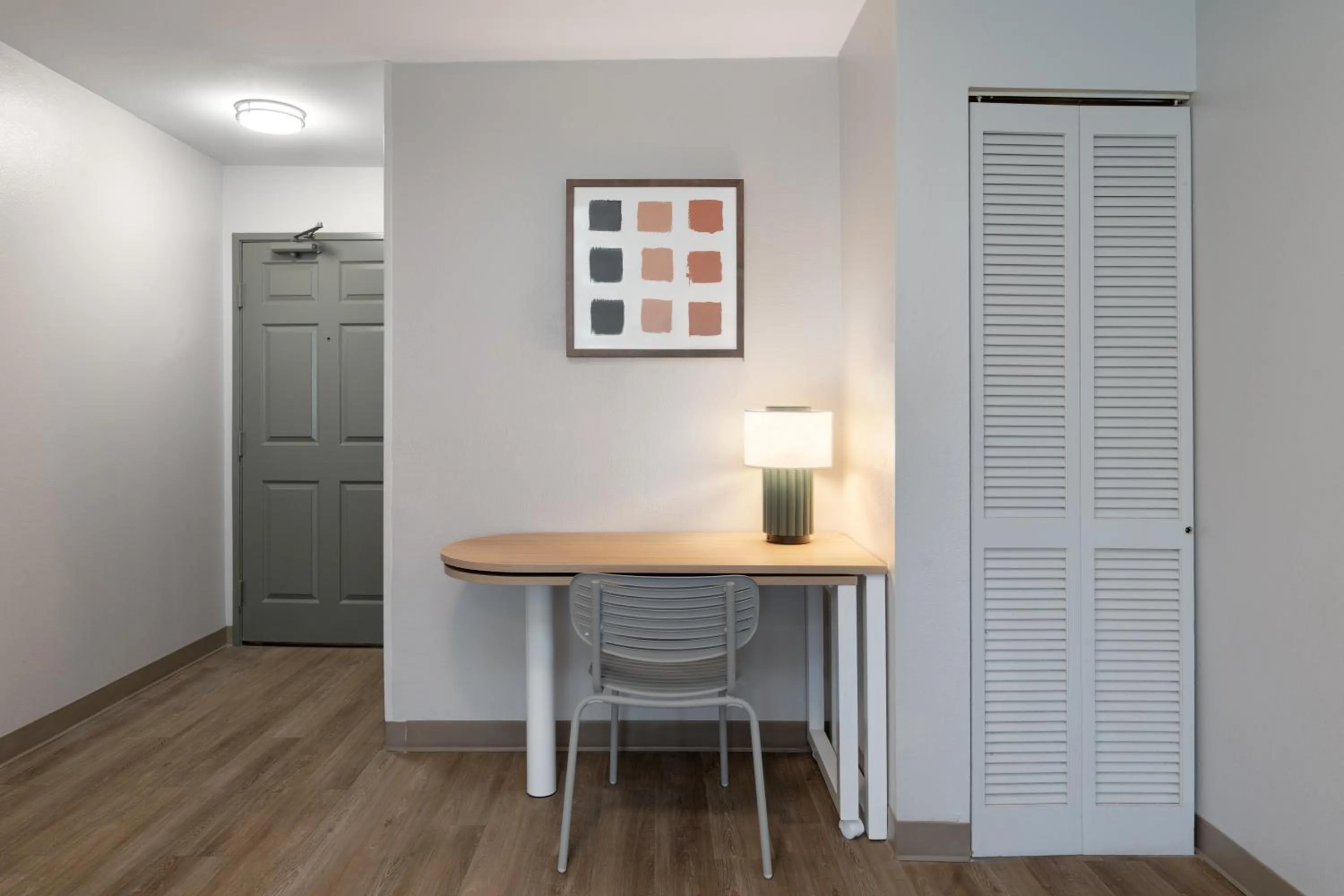 Seating area in Best Western Sugar Sands Inn & Suites