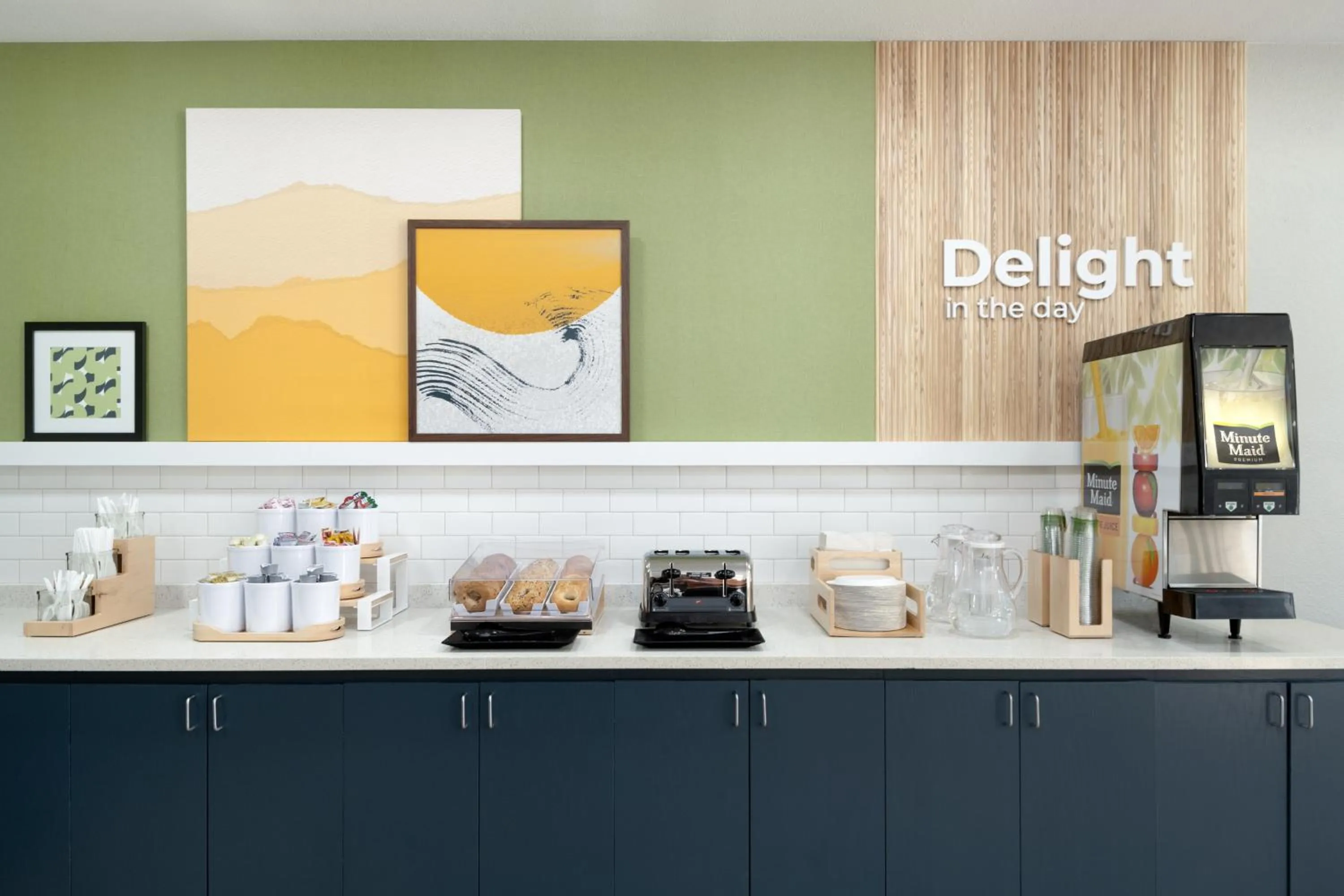 Breakfast in Best Western Sugar Sands Inn & Suites