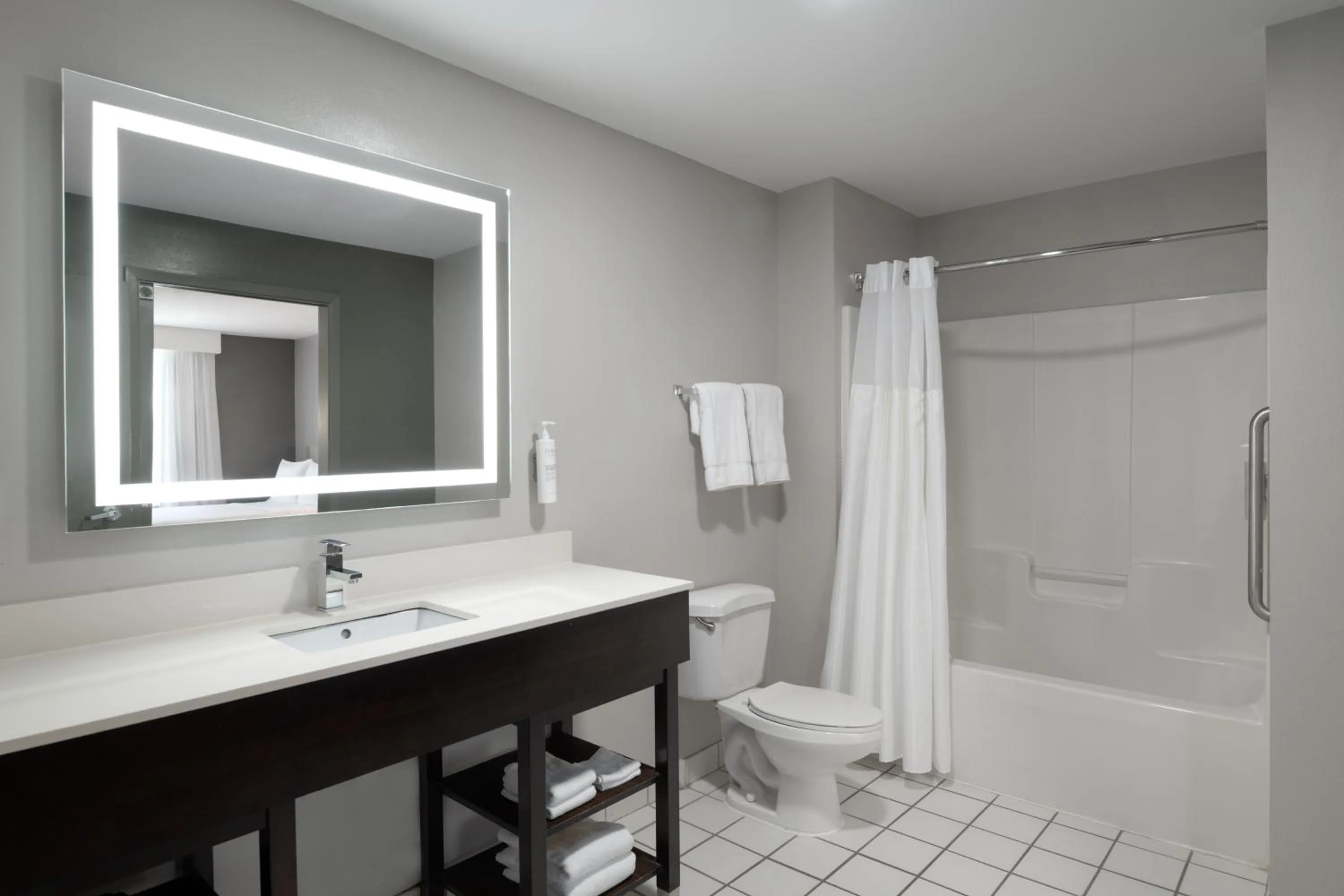 Bathroom in Best Western Sugar Sands Inn & Suites