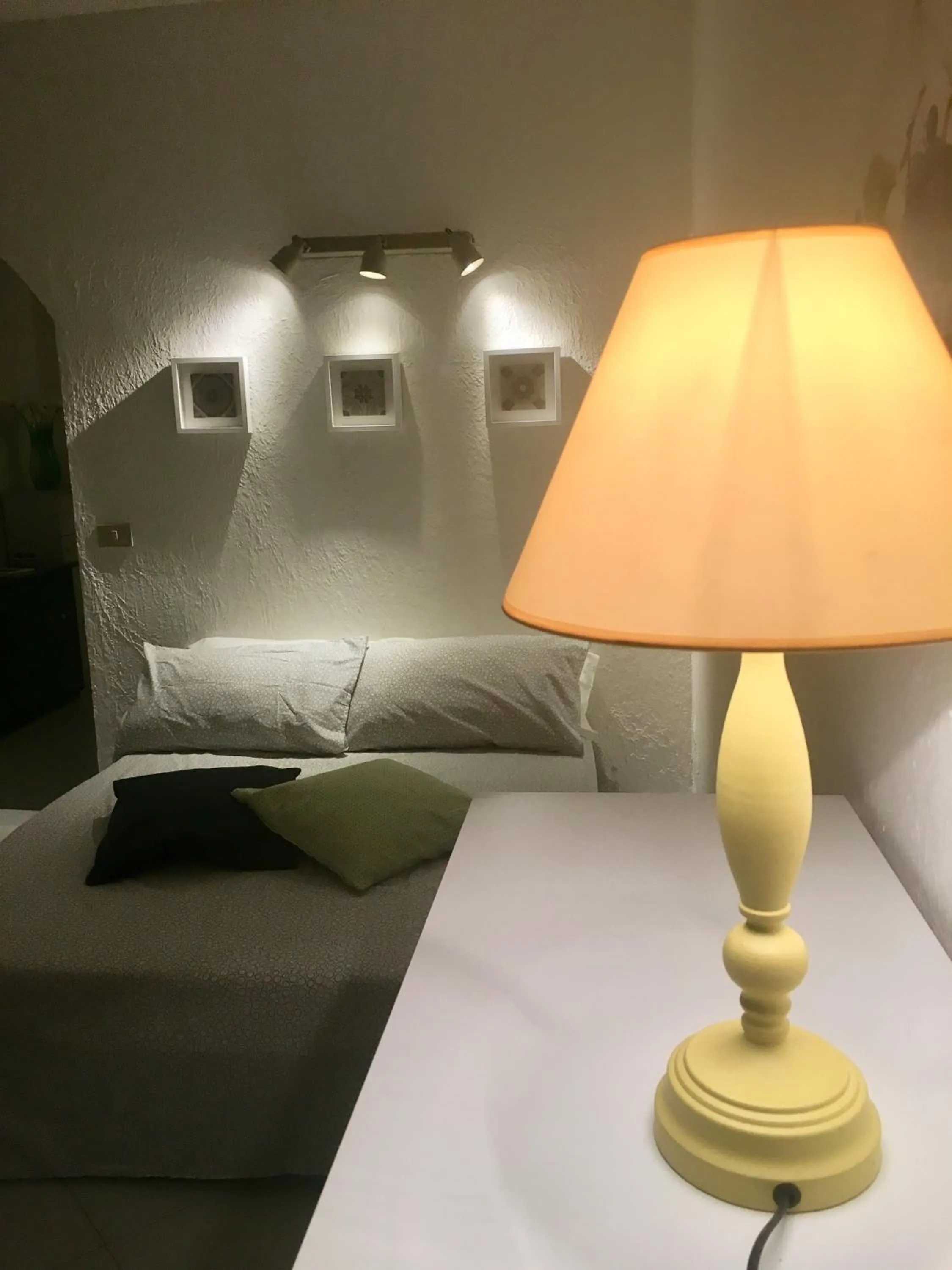 Bed in Baia degli Dei - Living La Nike