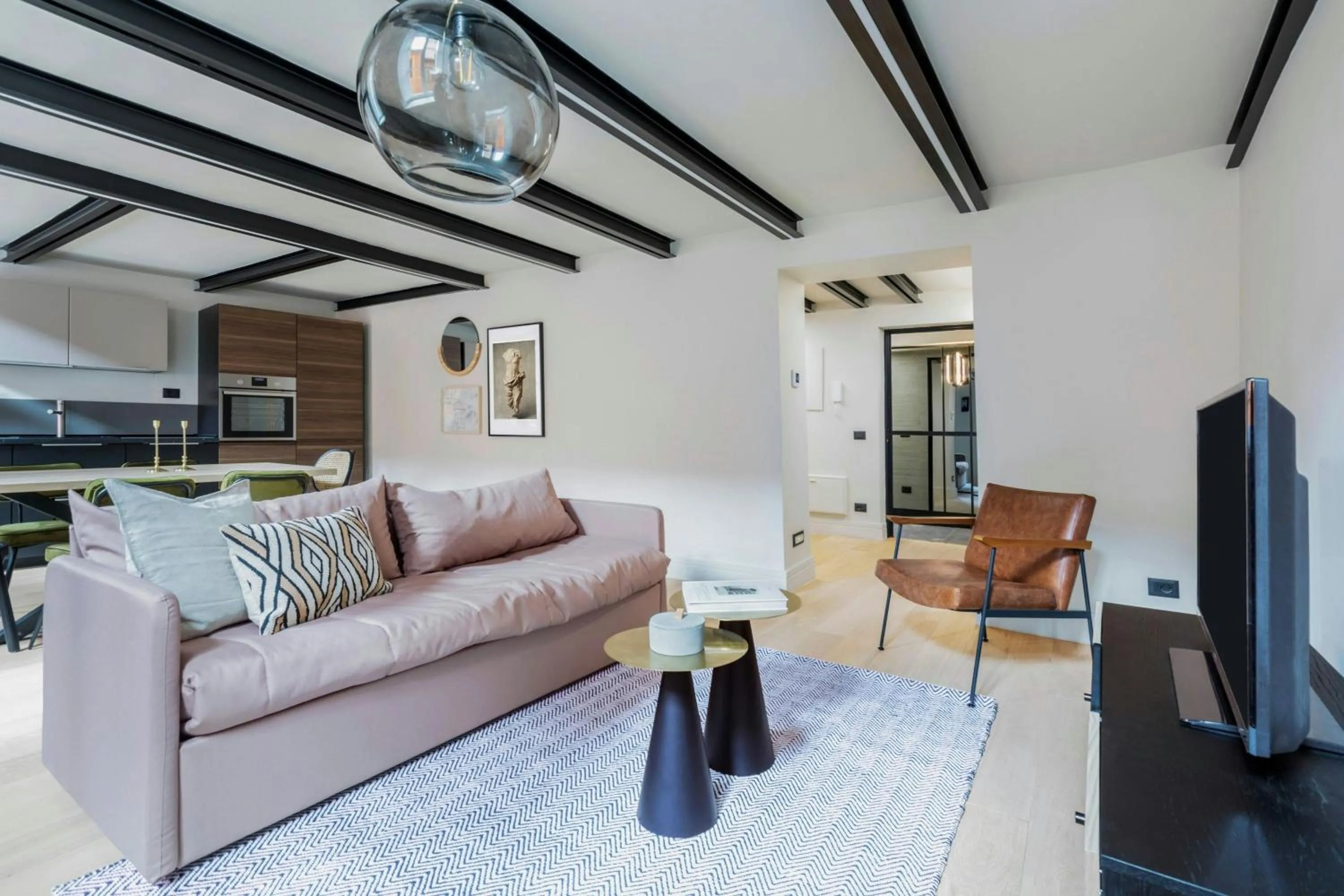 Living room in Sonder by Marriott Bonvoy Trastevere Apartments Piazza Trilussa