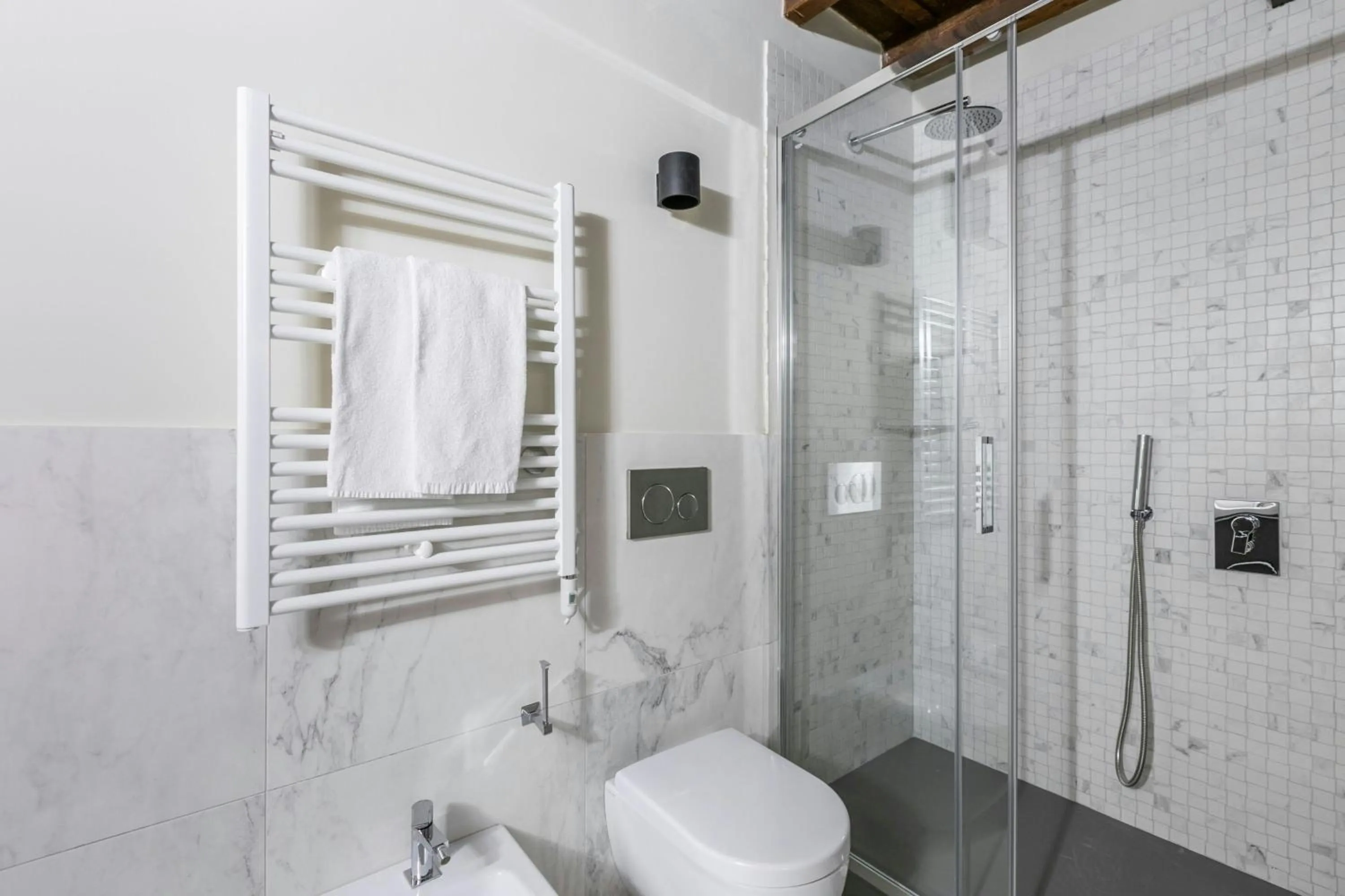 Bathroom in Sonder by Marriott Bonvoy Trastevere Apartments Piazza Trilussa