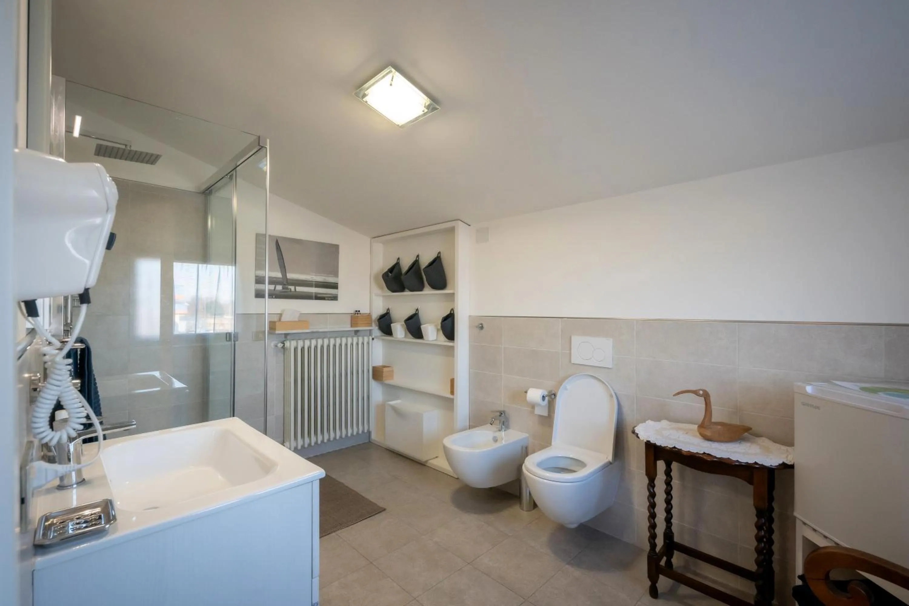 Bathroom in B&B and Sail