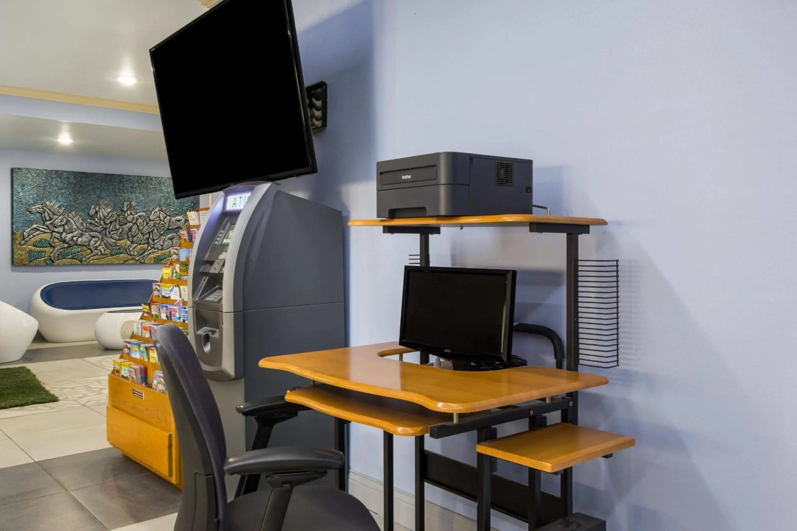 Communal lounge/ TV room in One life studio and suites