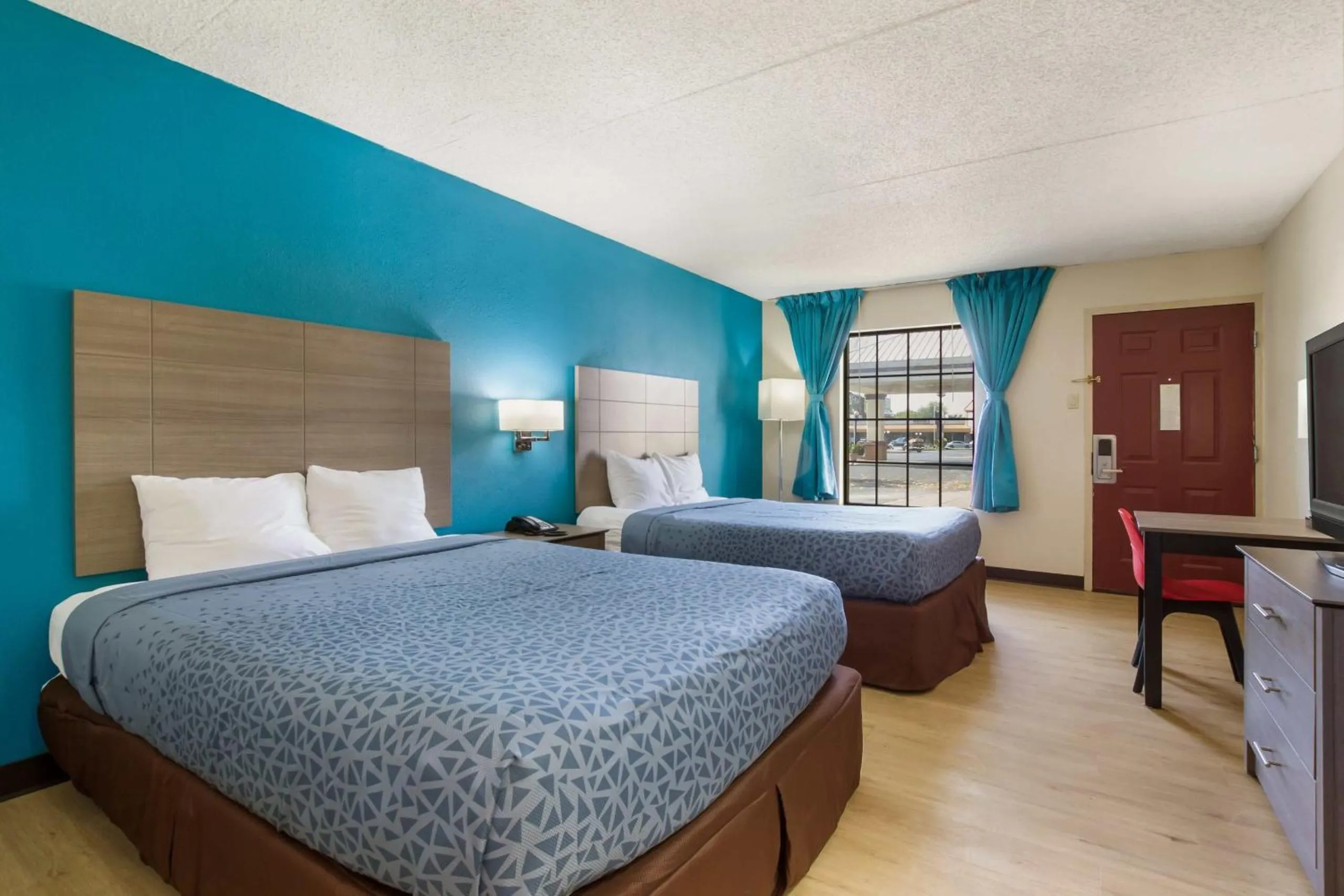 Photo of the whole room, Bed in One life studio and suites