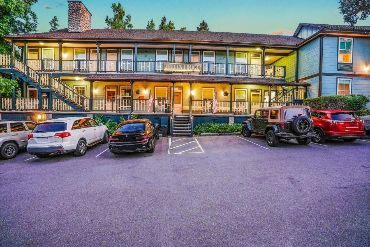 Property building in Julian Lodge