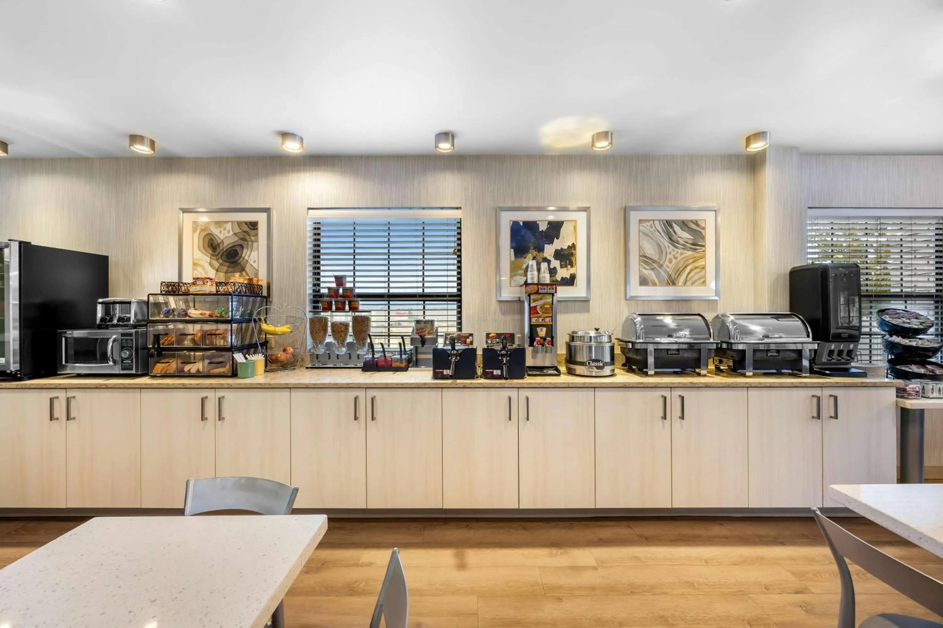 Breakfast in Best Western Grants Pass Inn