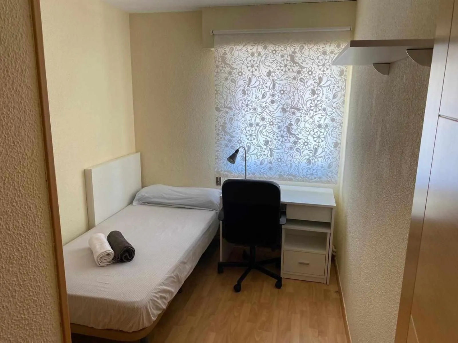 Bed in Residencia 12 OCTUBRE