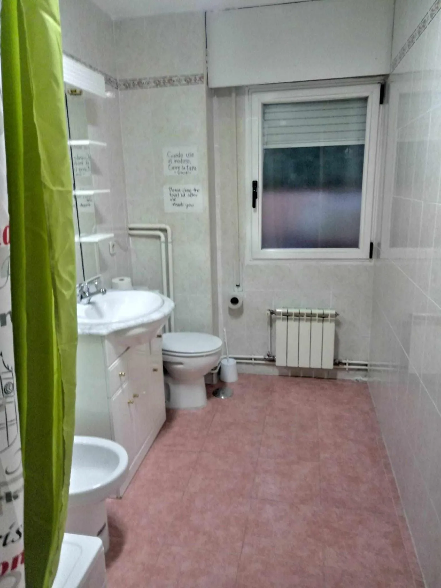 Bathroom in Residencia 12 OCTUBRE