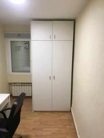 wardrobe in Residencia 12 OCTUBRE