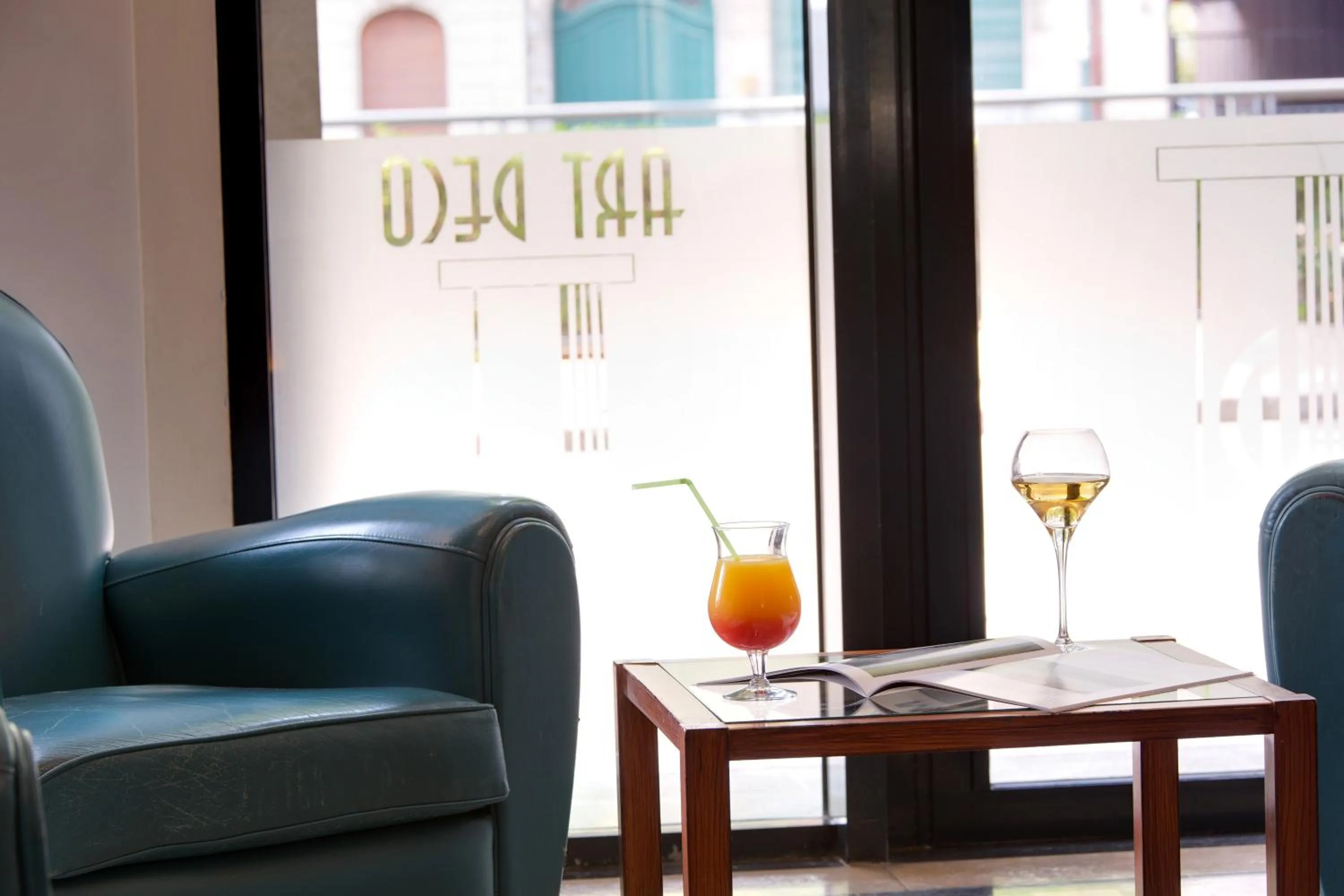 Lounge or bar in Hotel Art Deco Euralille