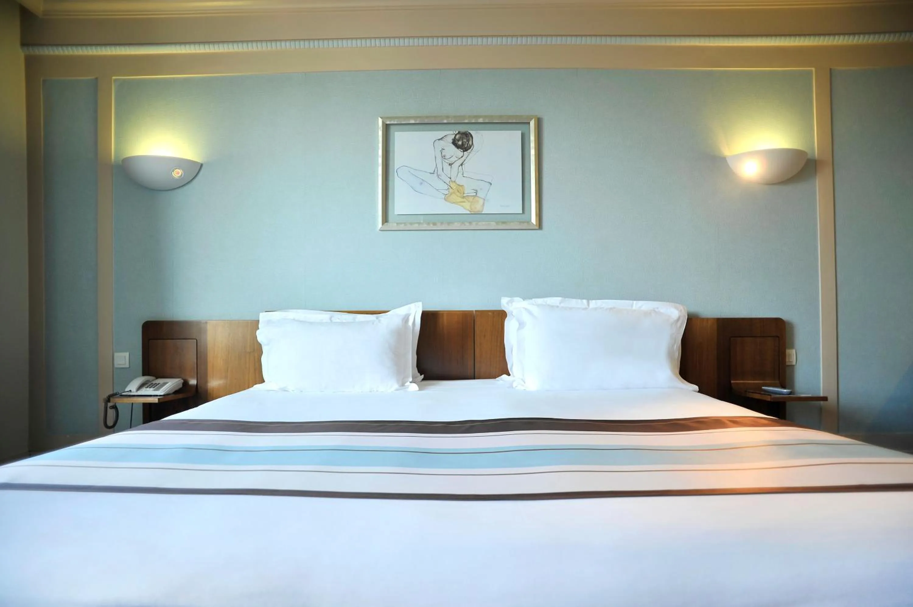 Bed in Hotel Art Deco Euralille